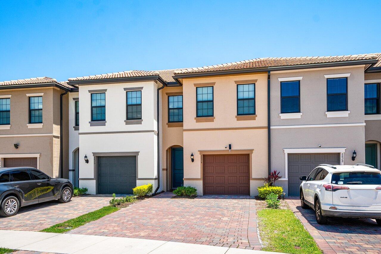 4824 Chantilly Road