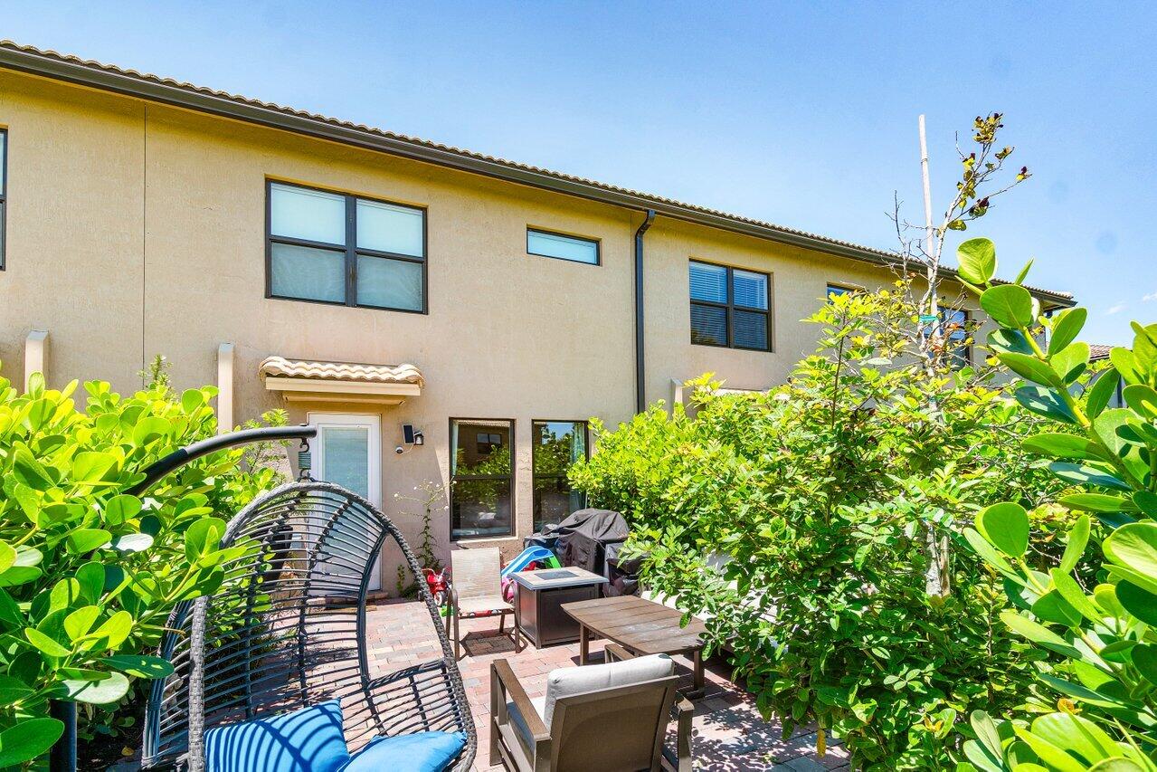 4824 Chantilly Road
