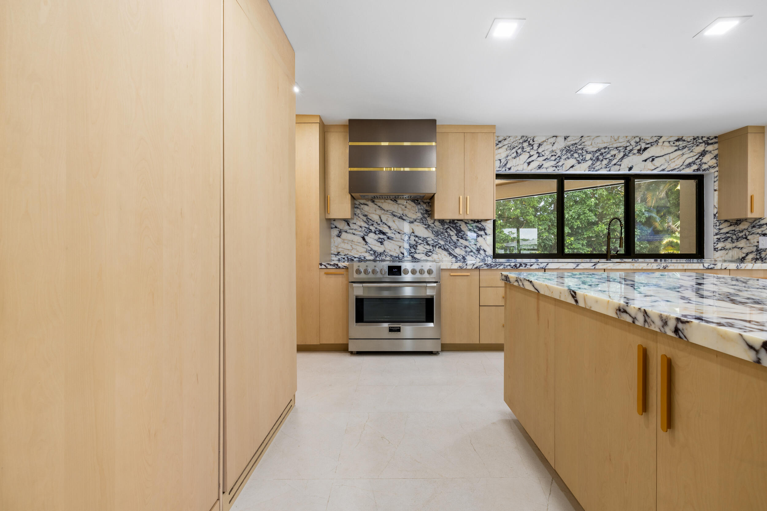 342 Fairway W