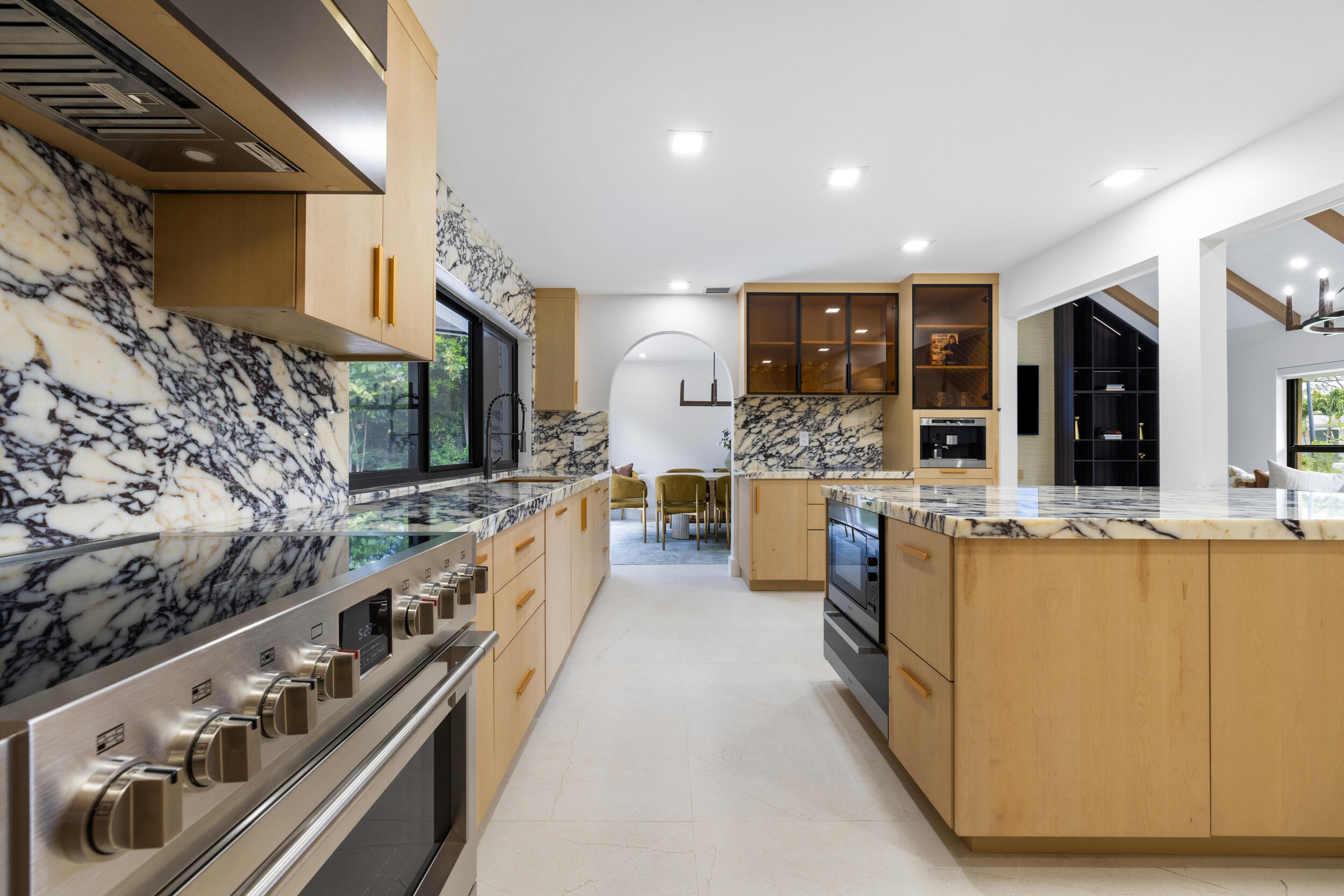 342 Fairway W