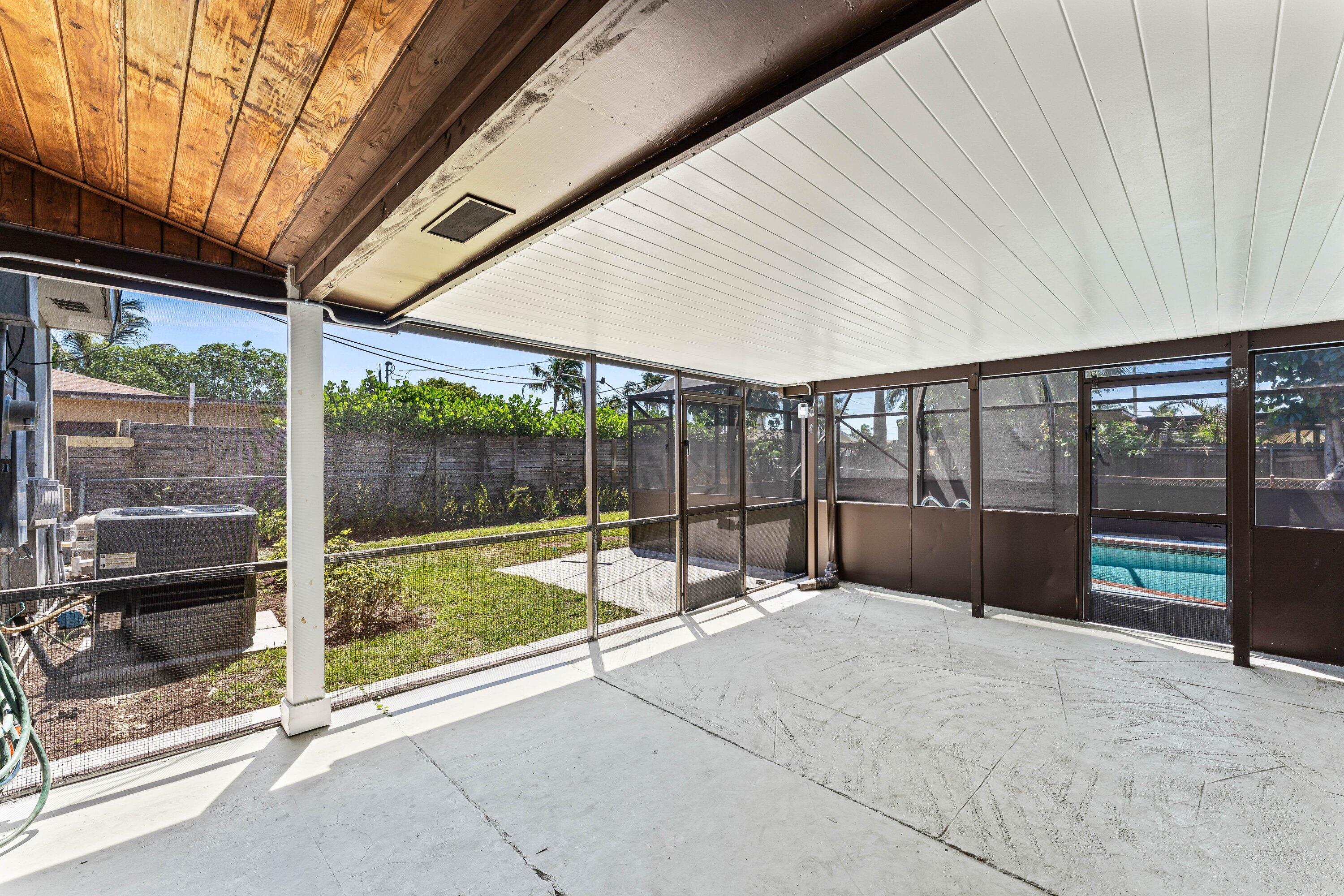 134 SW 14th Avenue A
