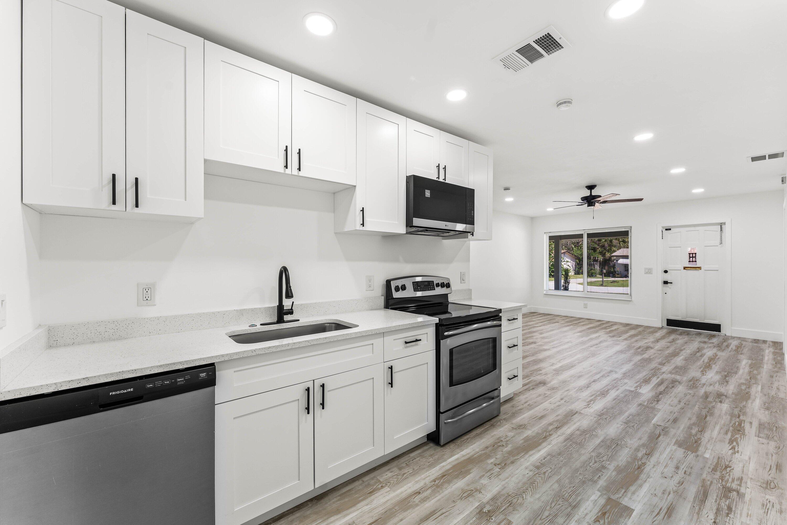 134 SW 14th Avenue A