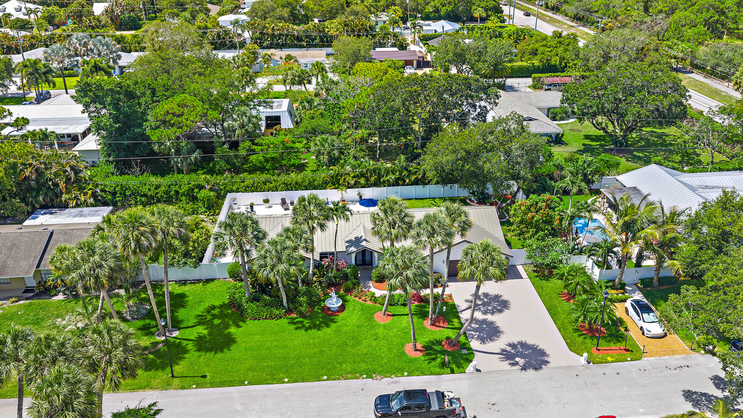 2442 Snug Harbor Drive