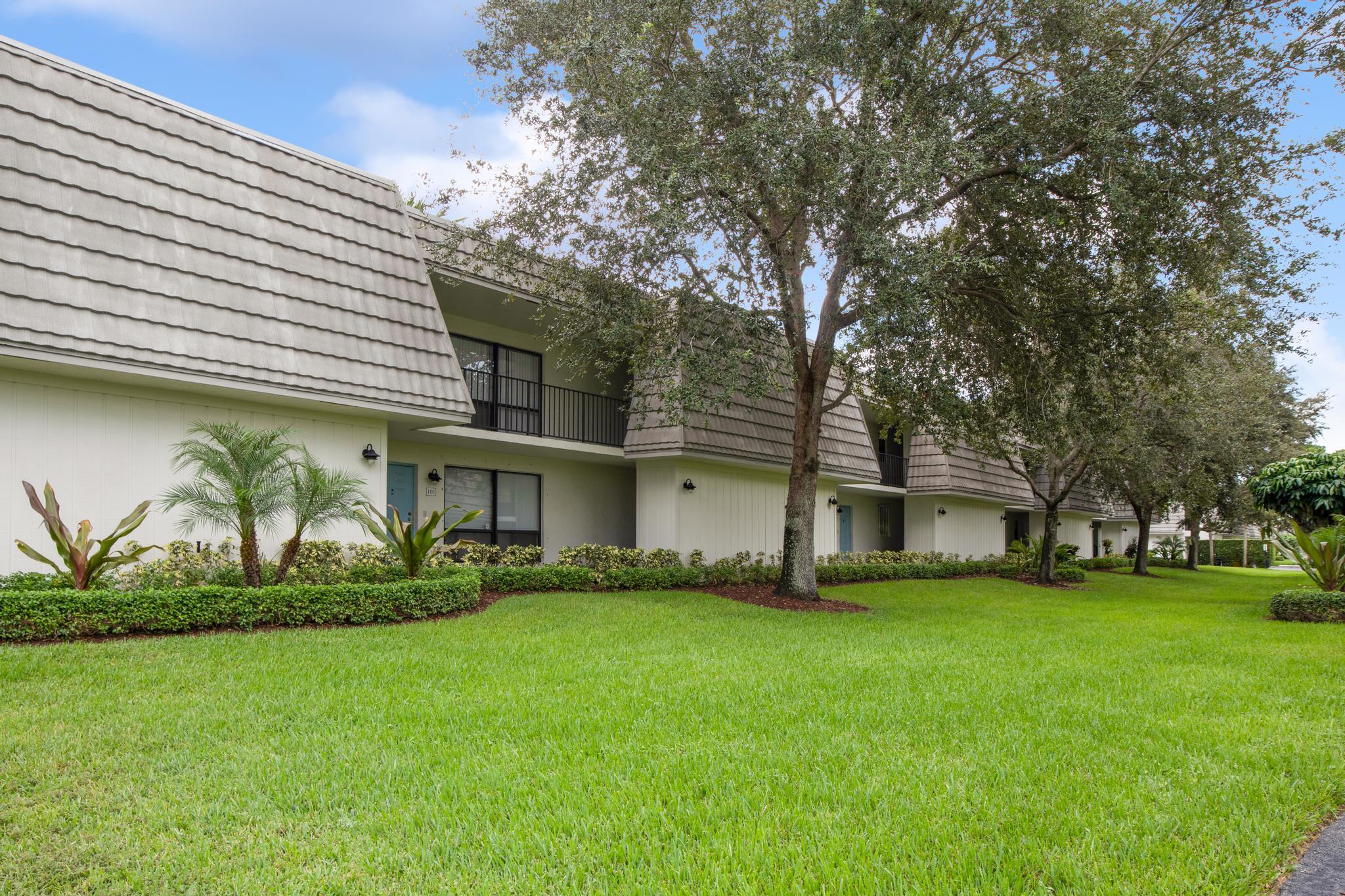 1120 Homewood Boulevard G204