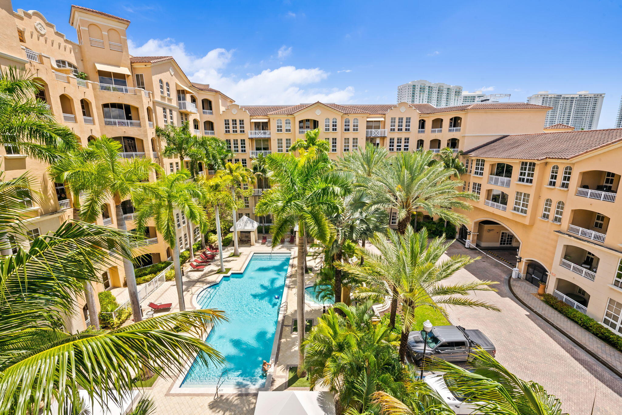 3001 NE 185th Street 536