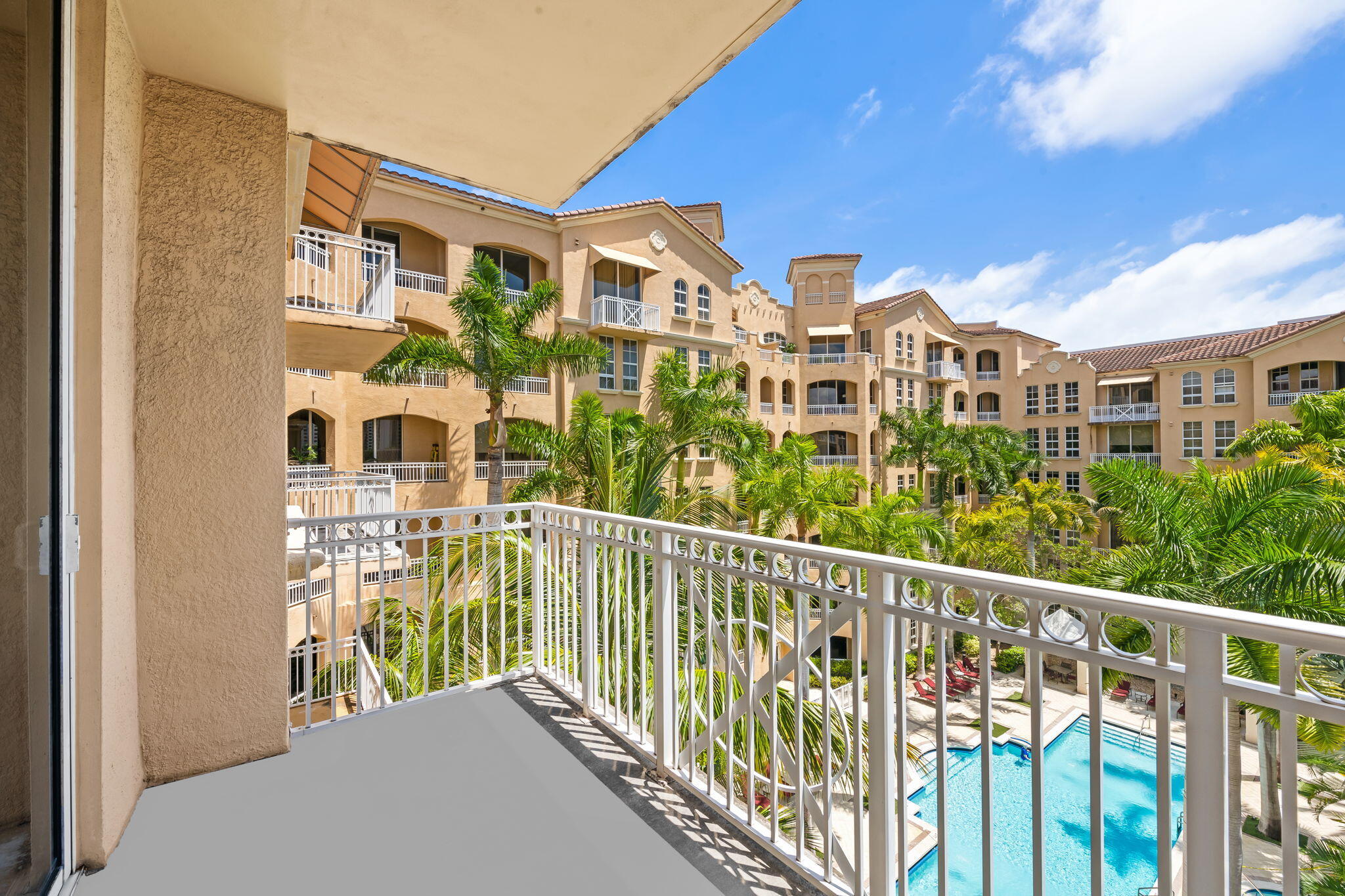 3001 NE 185th Street 536