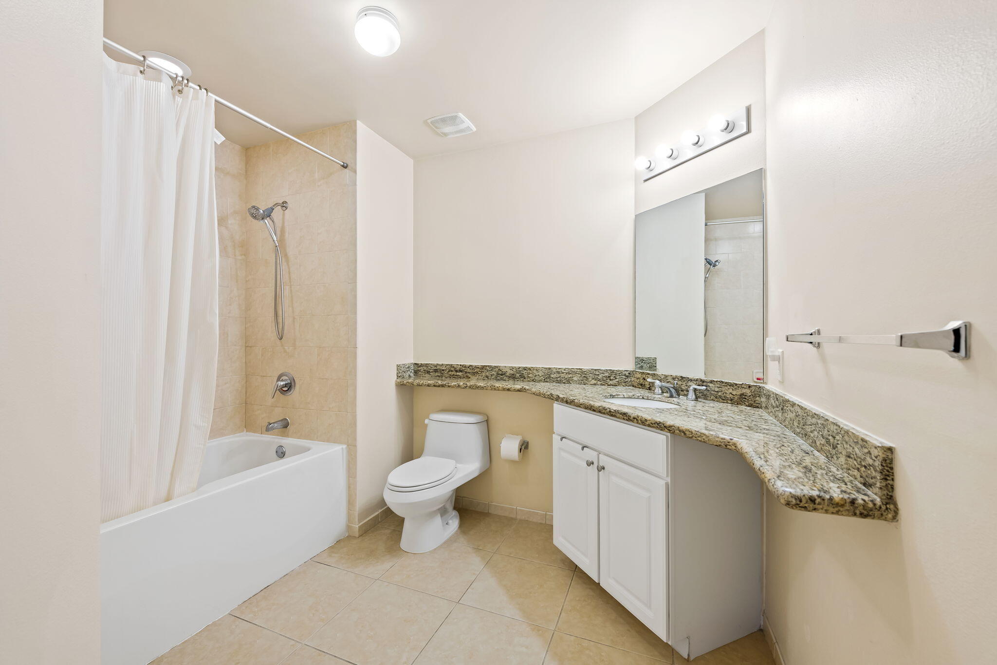 3001 NE 185th Street 536