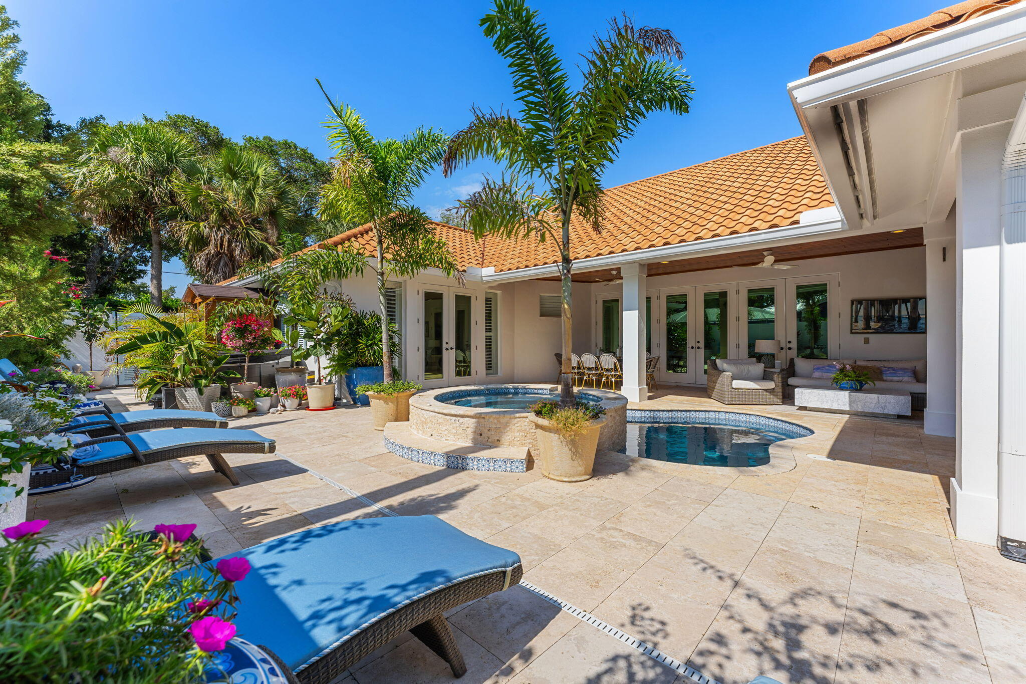 906 Jasmine Lane