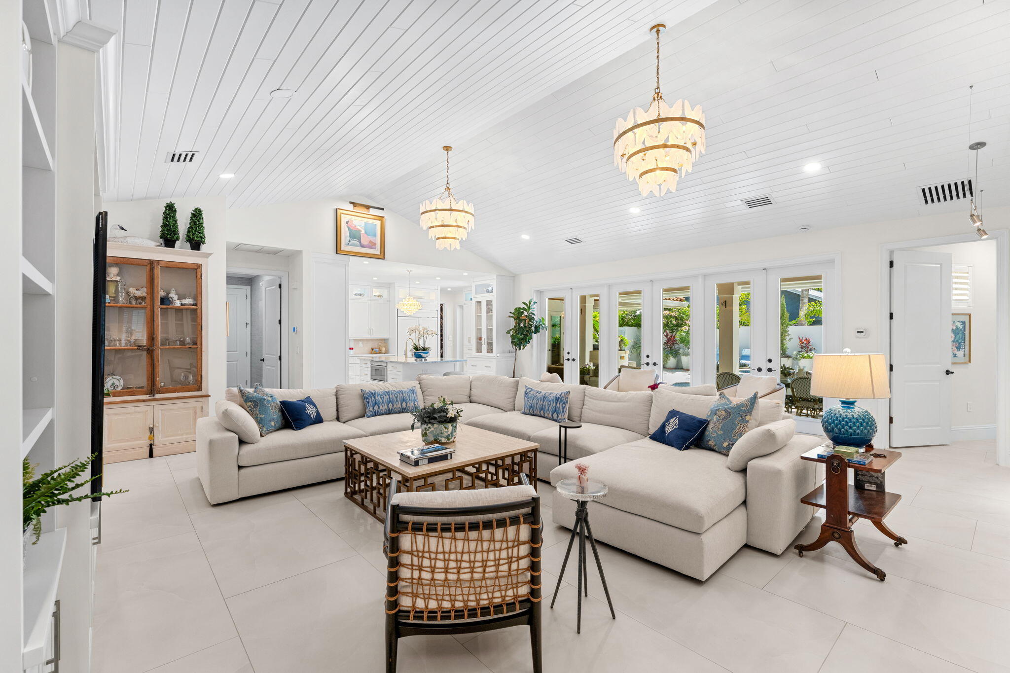 906 Jasmine Lane