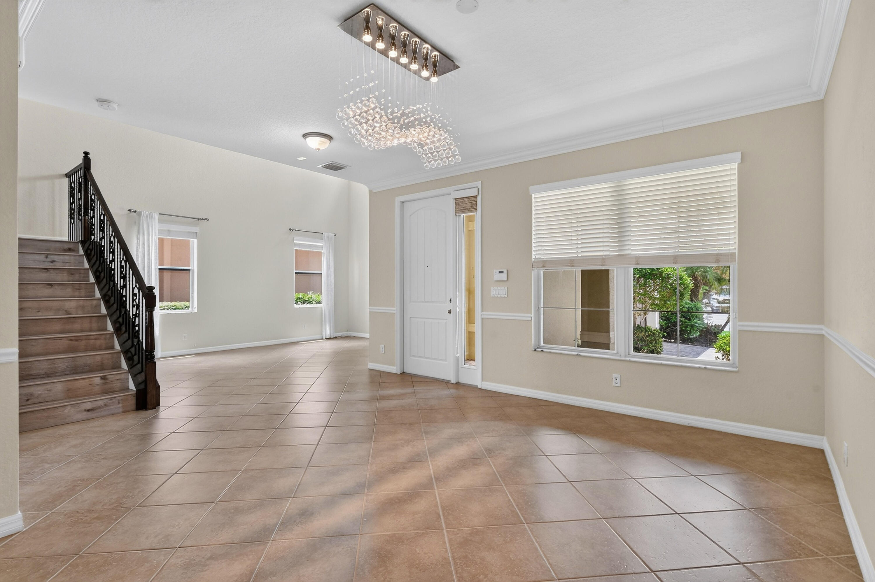 10519 Longleaf Lane