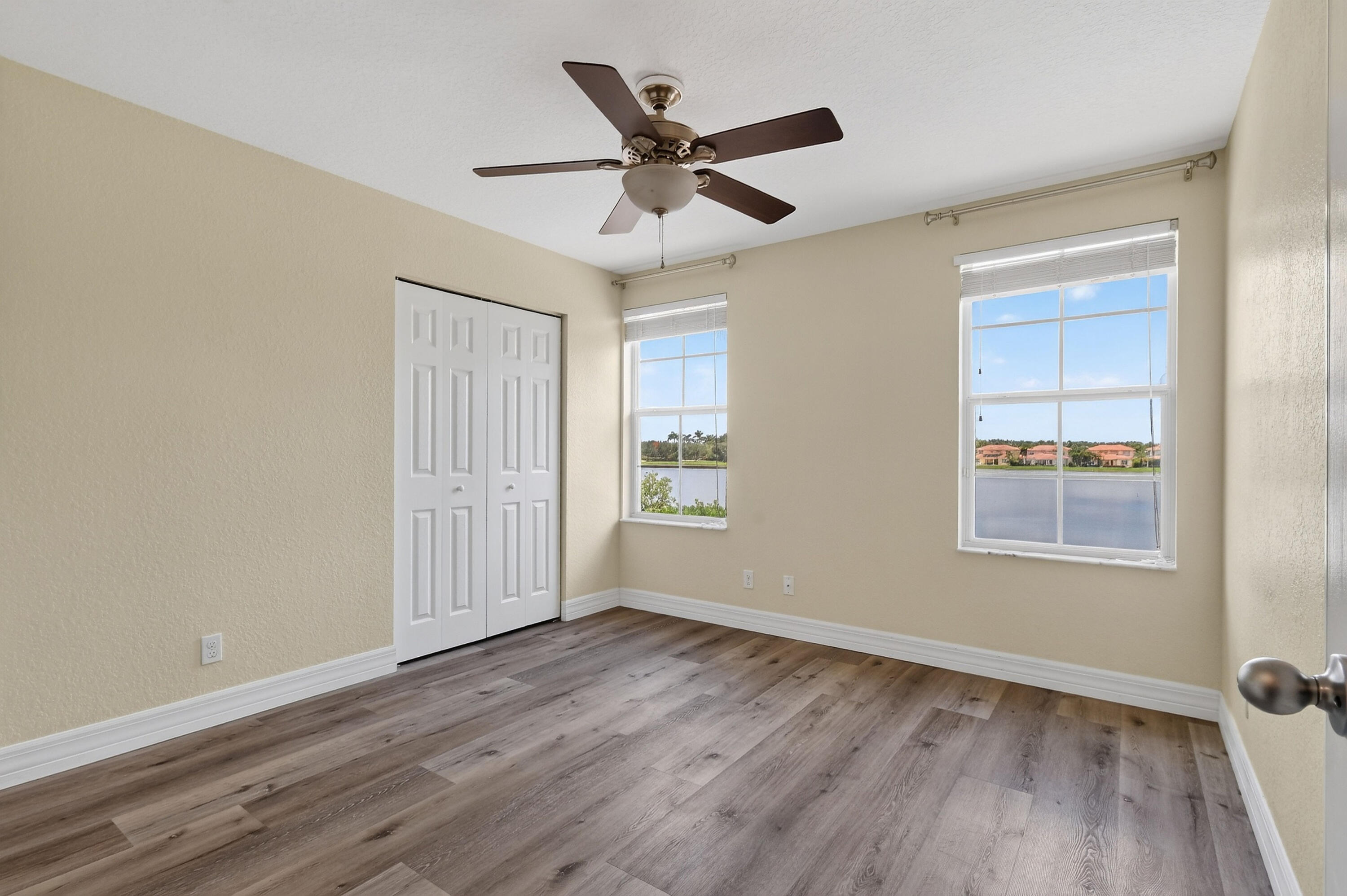 10519 Longleaf Lane