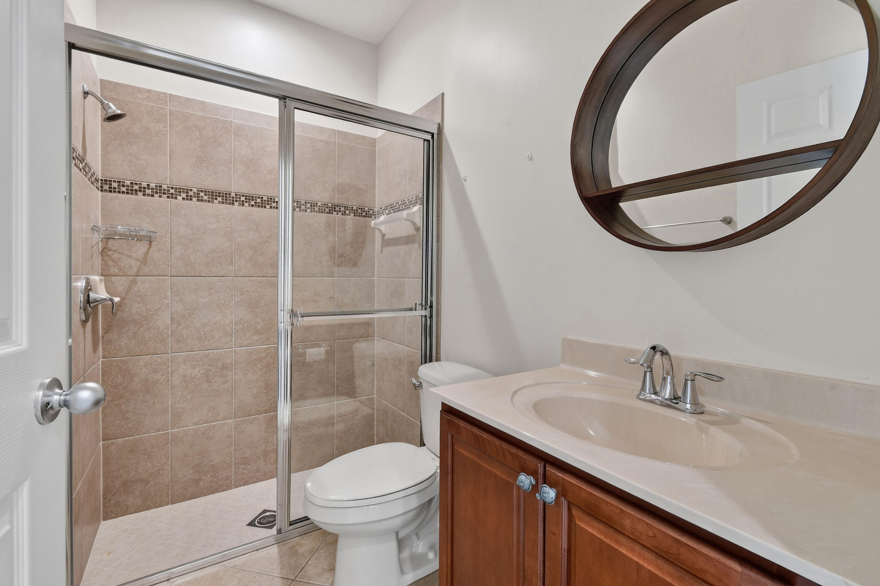 10519 Longleaf Lane
