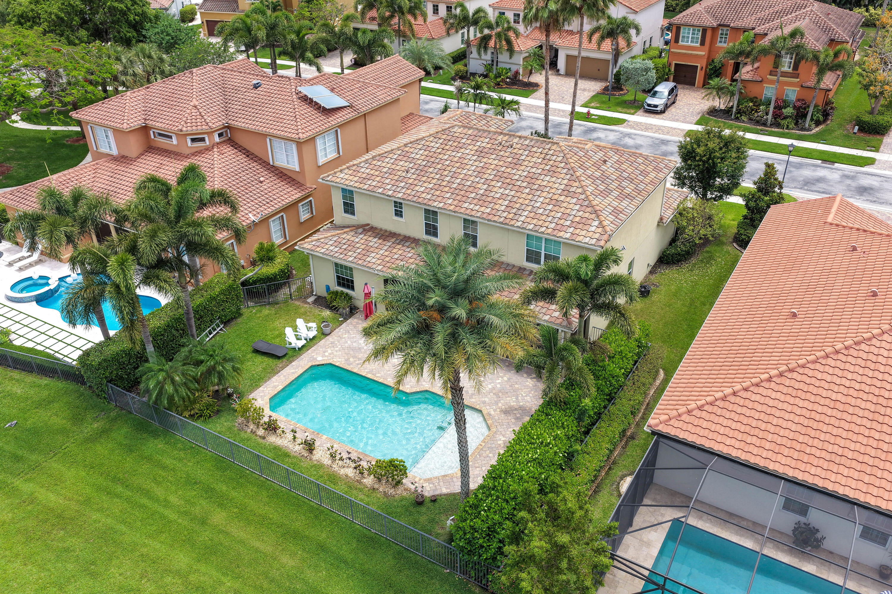 10519 Longleaf Lane
