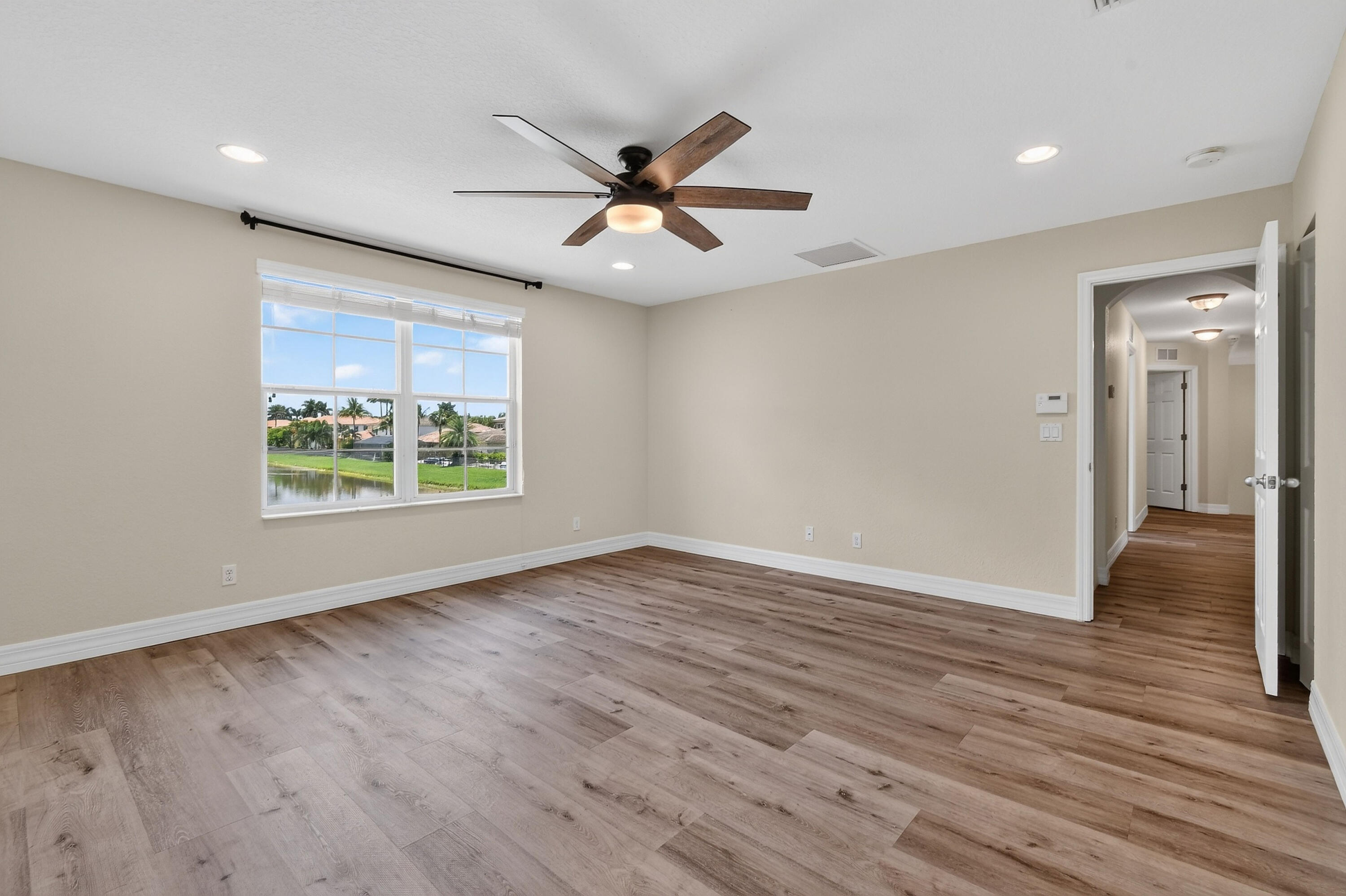 10519 Longleaf Lane
