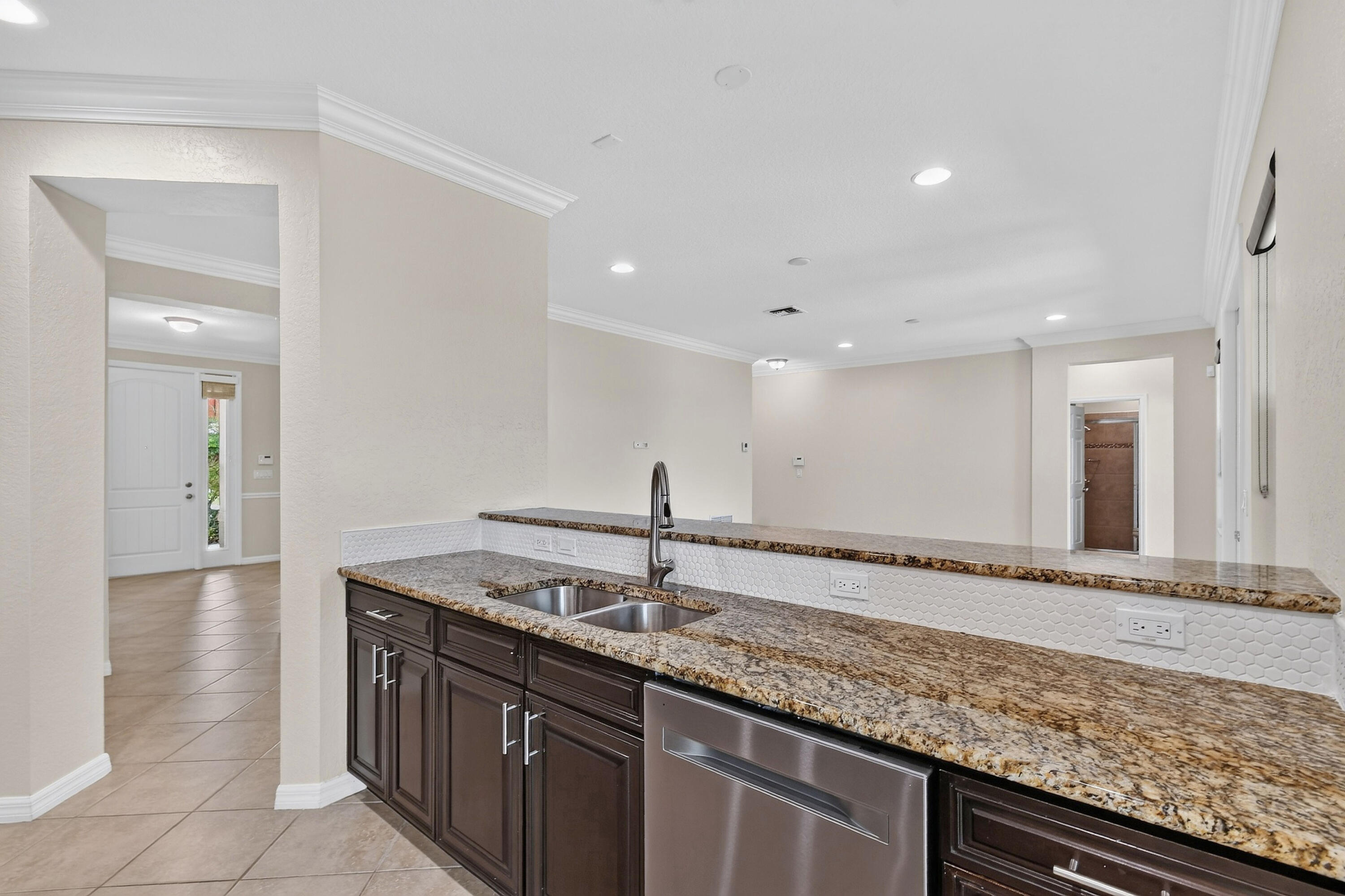 10519 Longleaf Lane