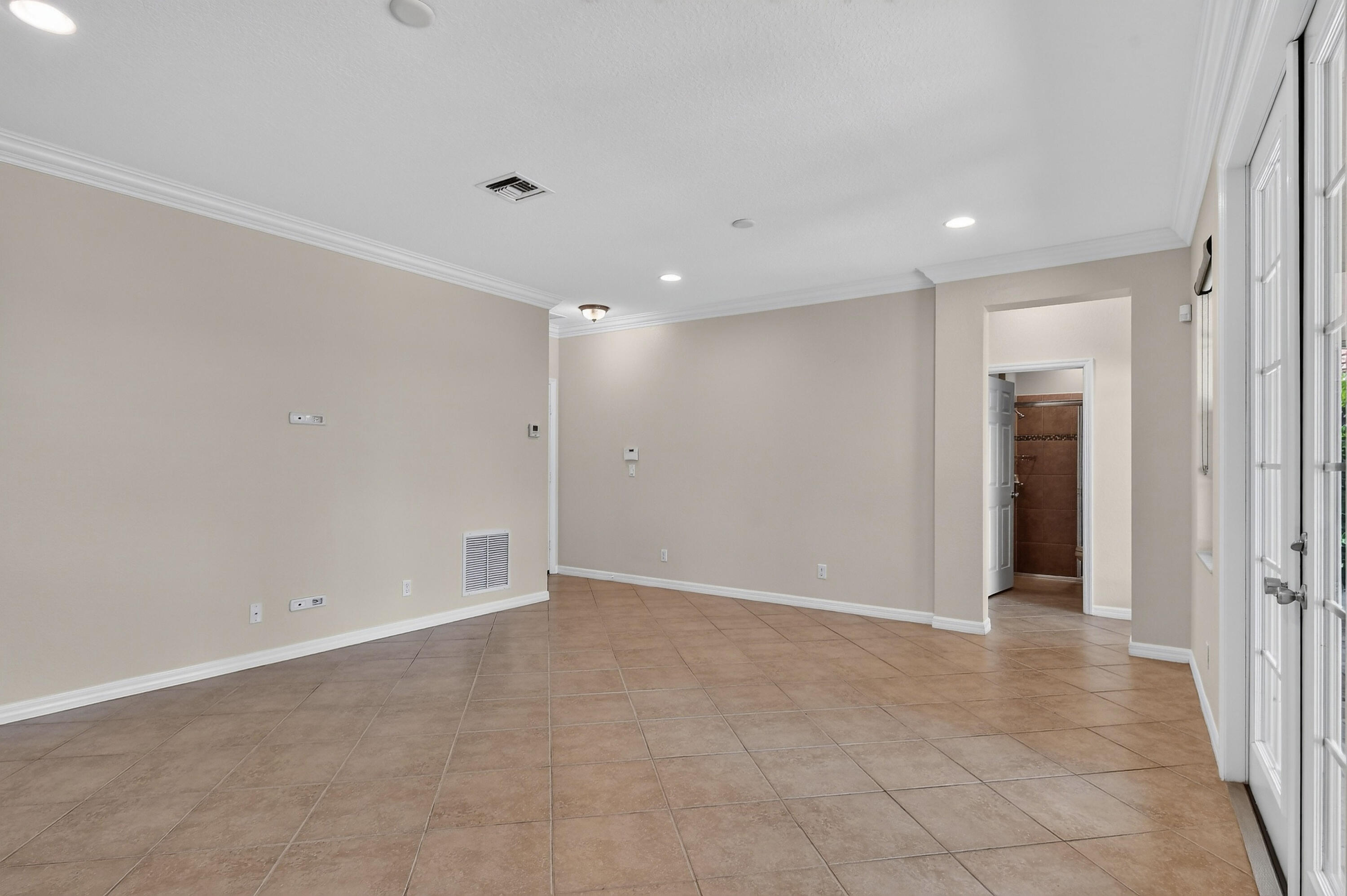 10519 Longleaf Lane
