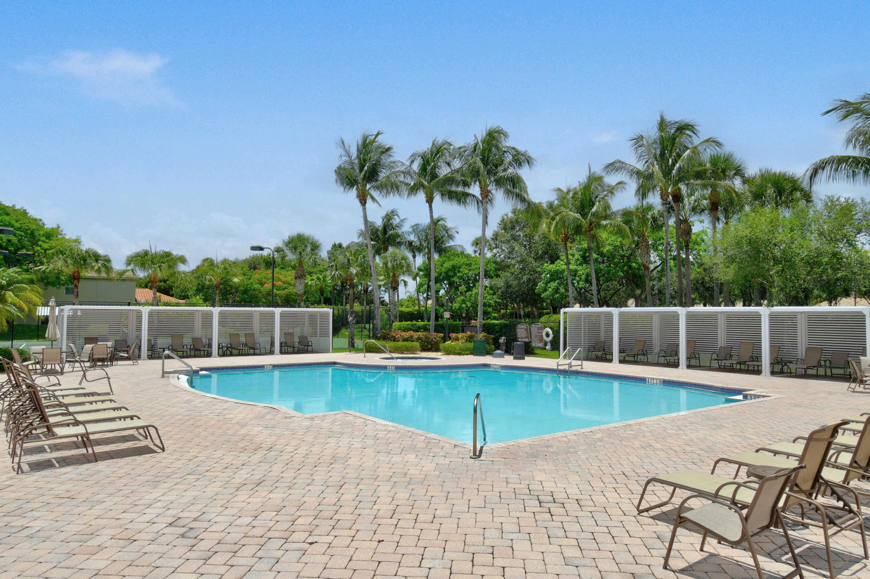 10519 Longleaf Lane