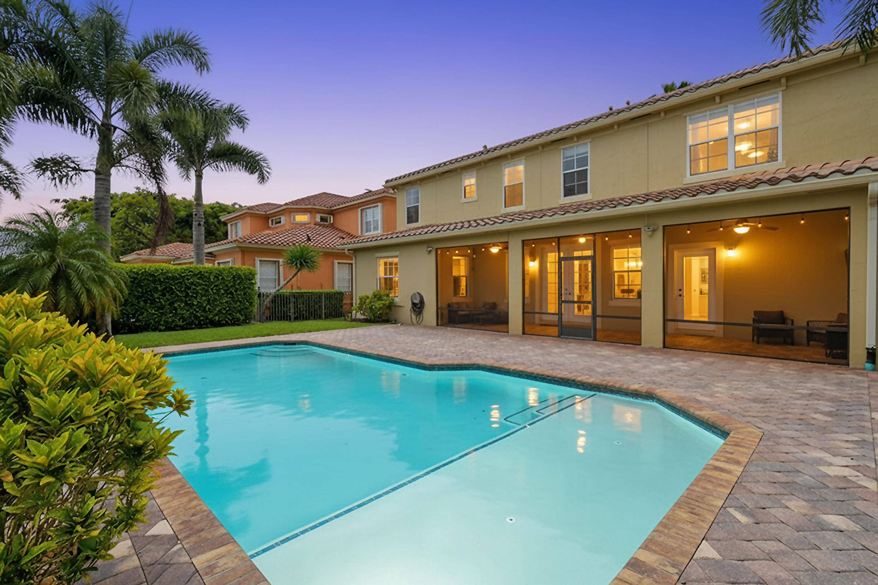 10519 Longleaf Lane