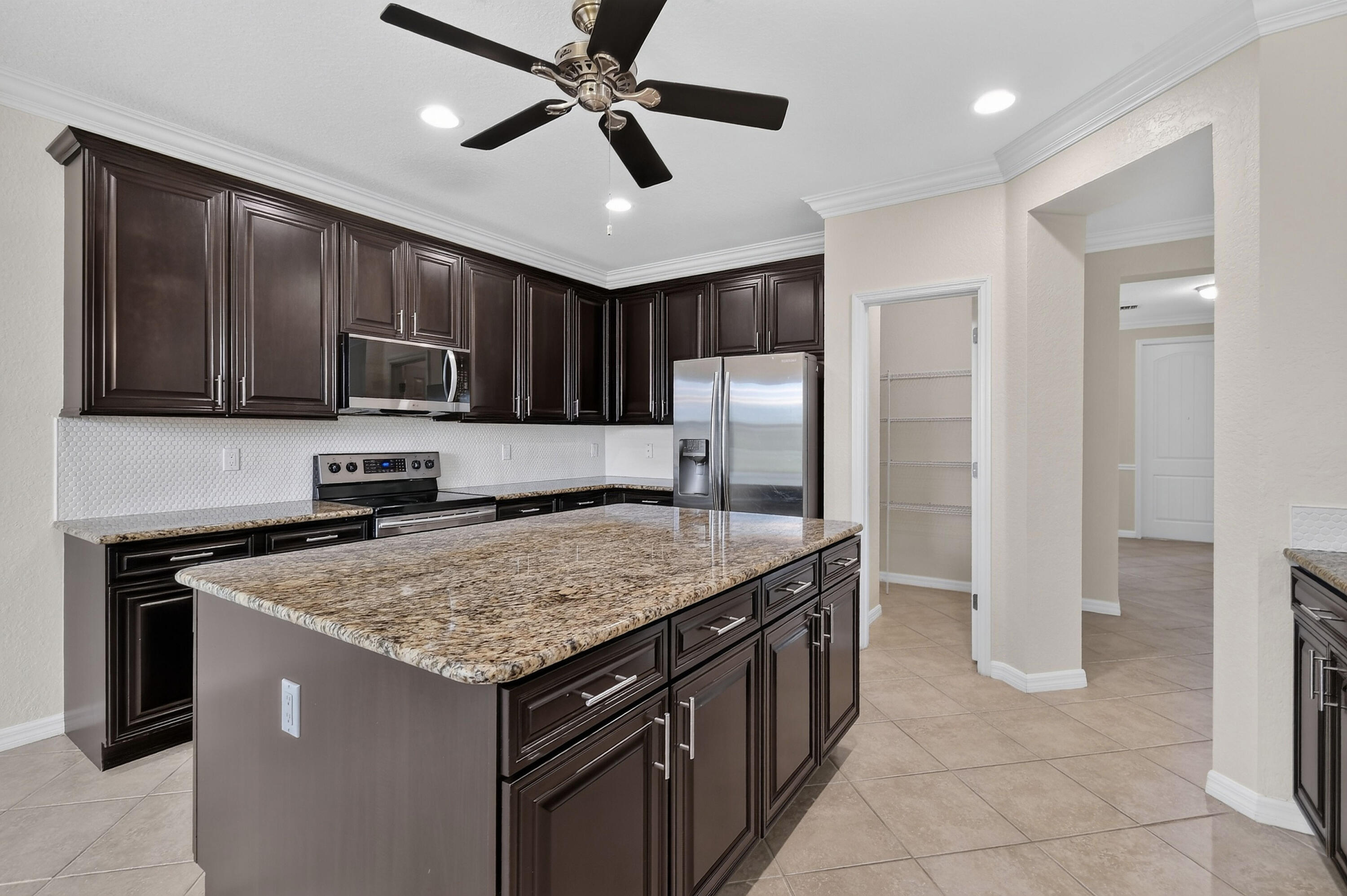 10519 Longleaf Lane