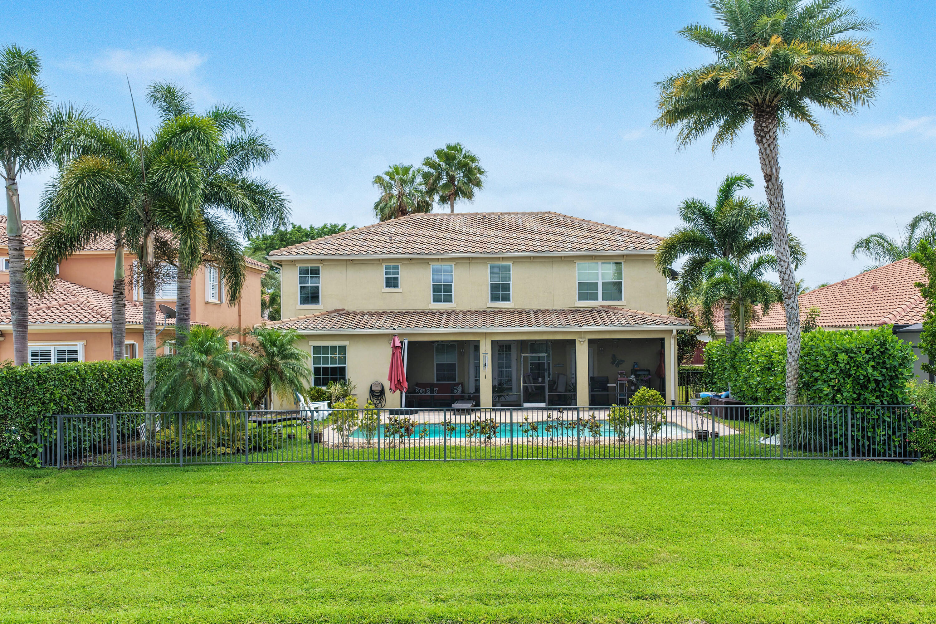 10519 Longleaf Lane