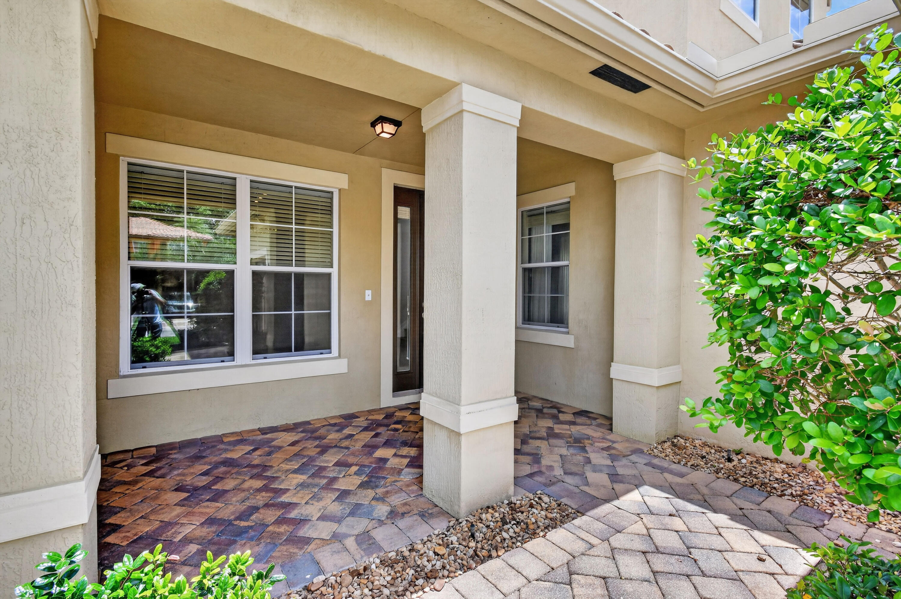 10519 Longleaf Lane
