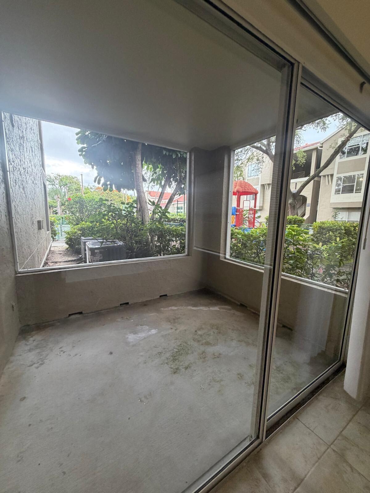 1825 Palm Cove Boulevard 7-105