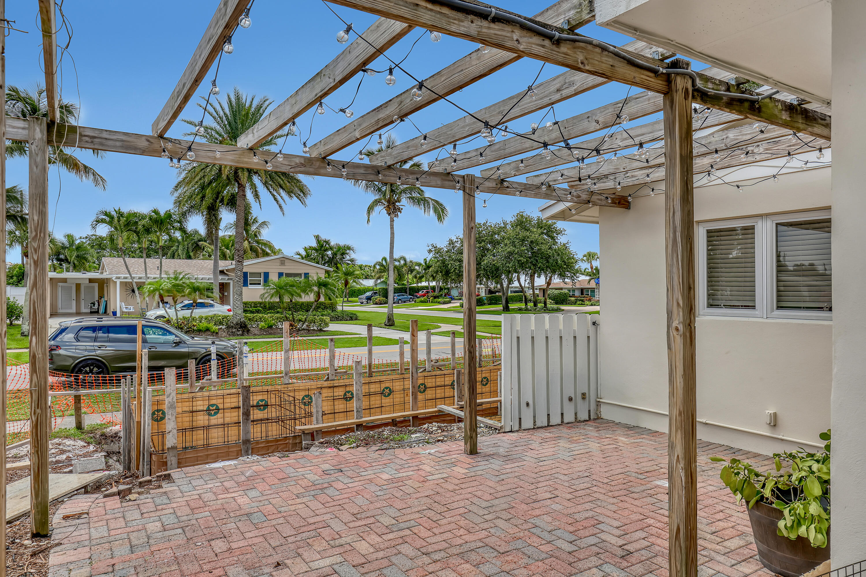 561 Anchorage Drive