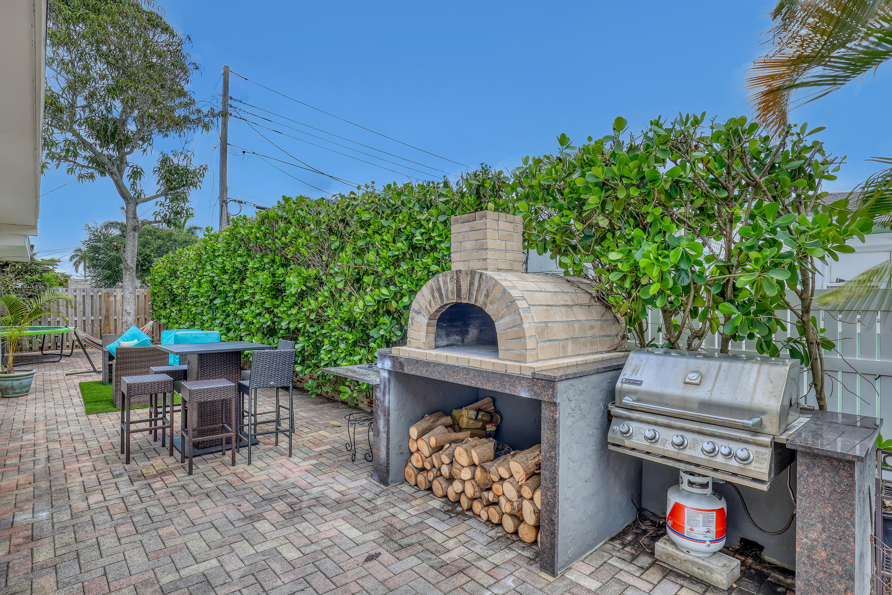 561 Anchorage Drive