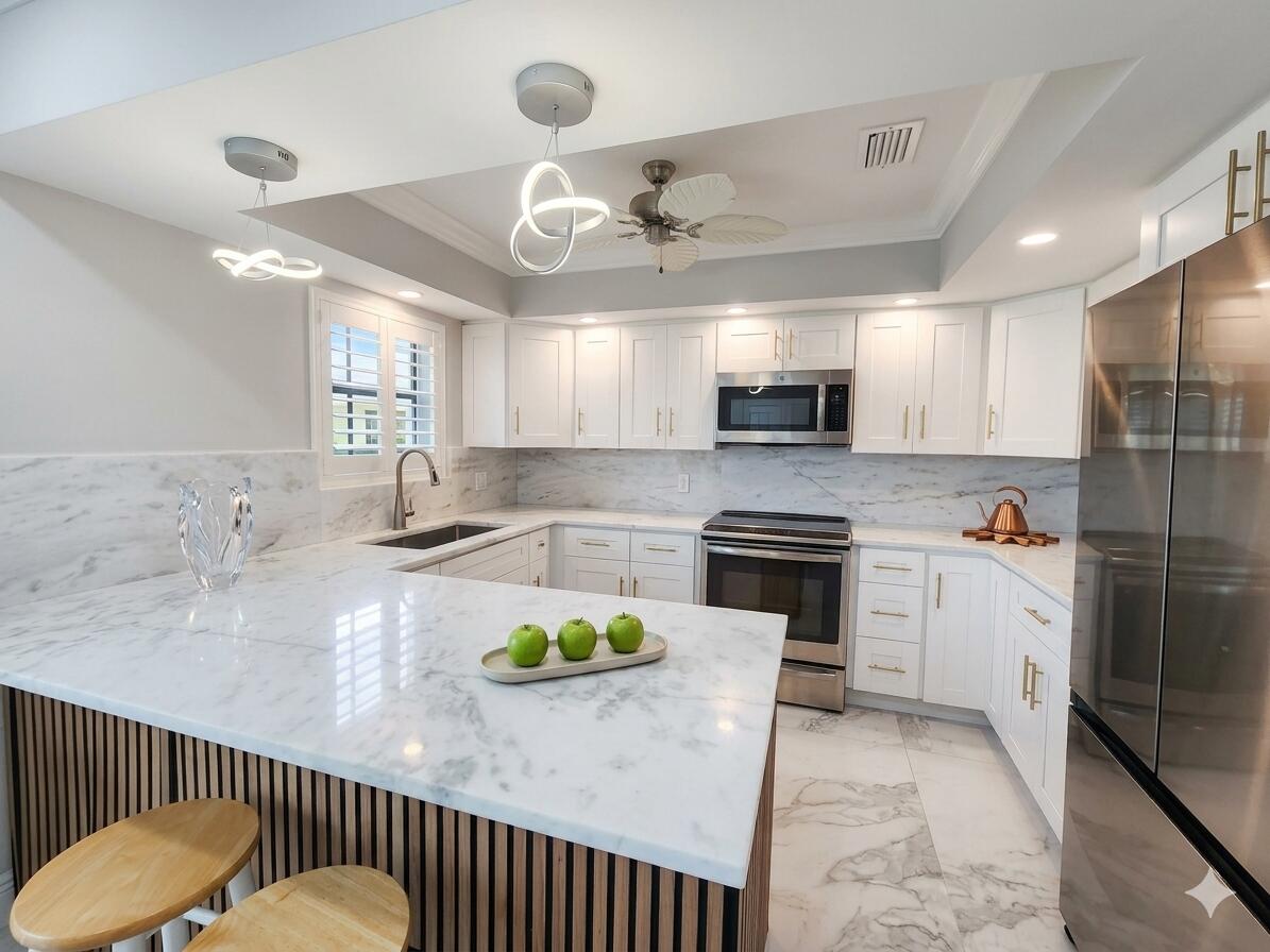 75 Venetian Drive D-11