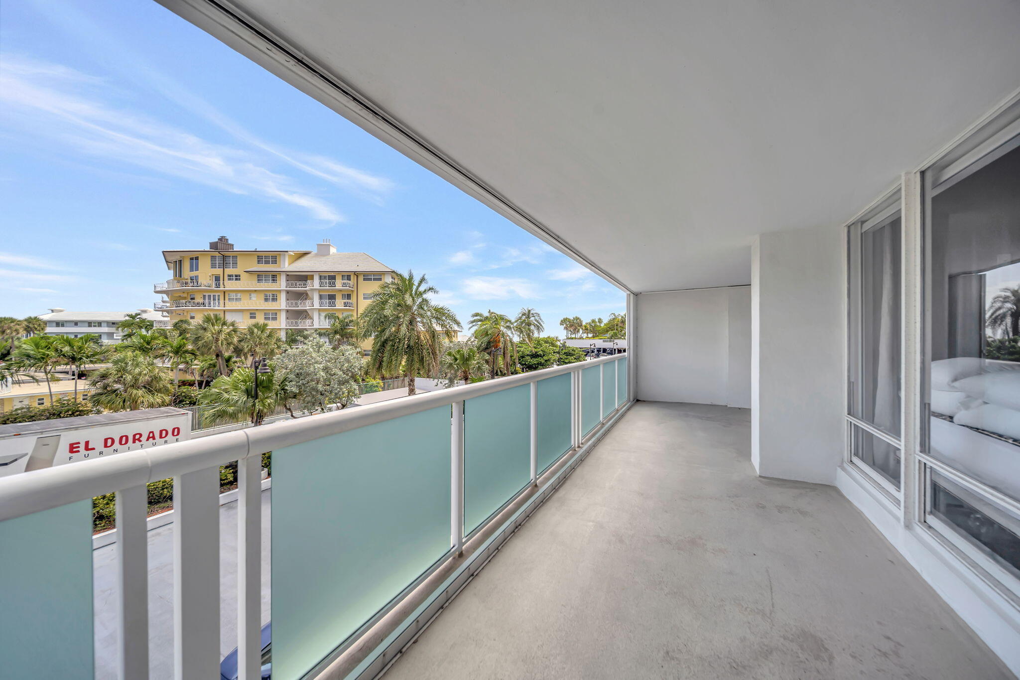 2100 S Ocean Lane 101-102