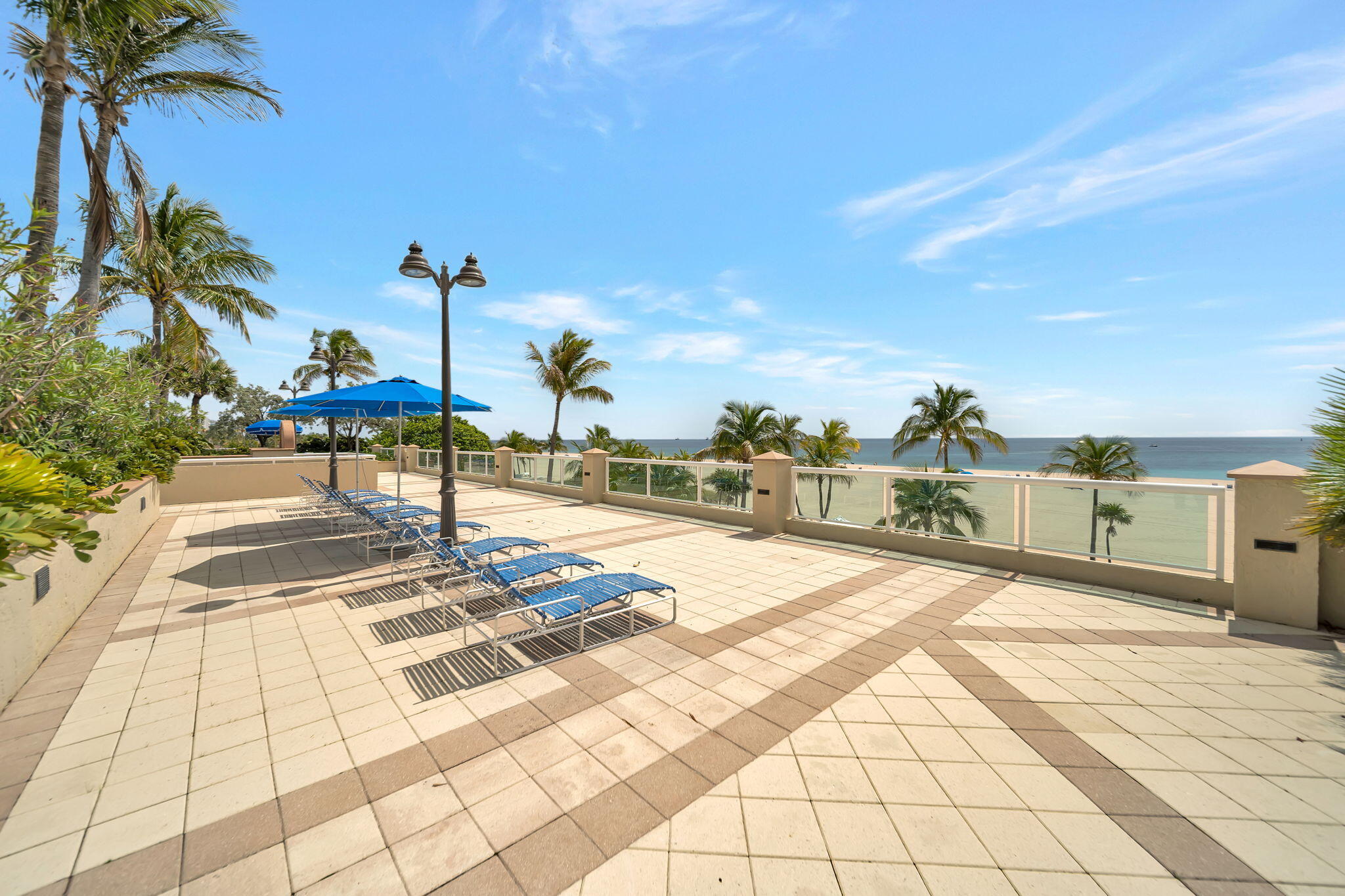 2100 S Ocean Lane 101-102