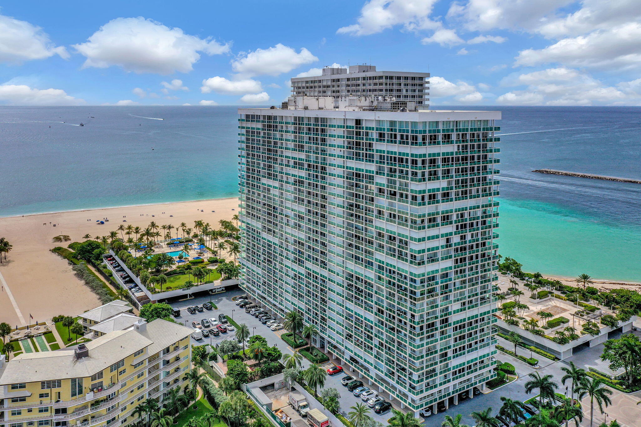 2100 S Ocean Lane 101-102