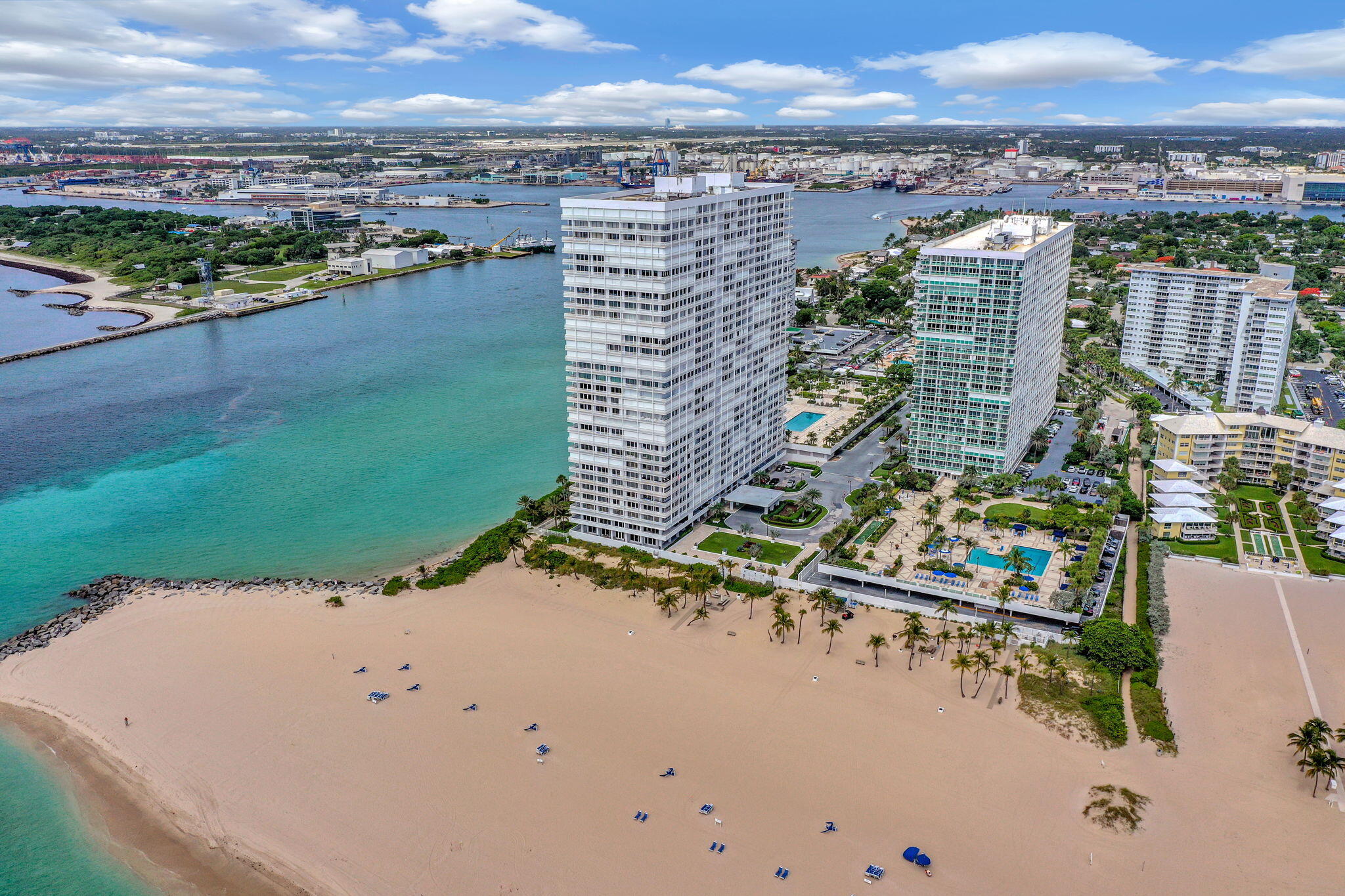 2100 S Ocean Lane 101-102