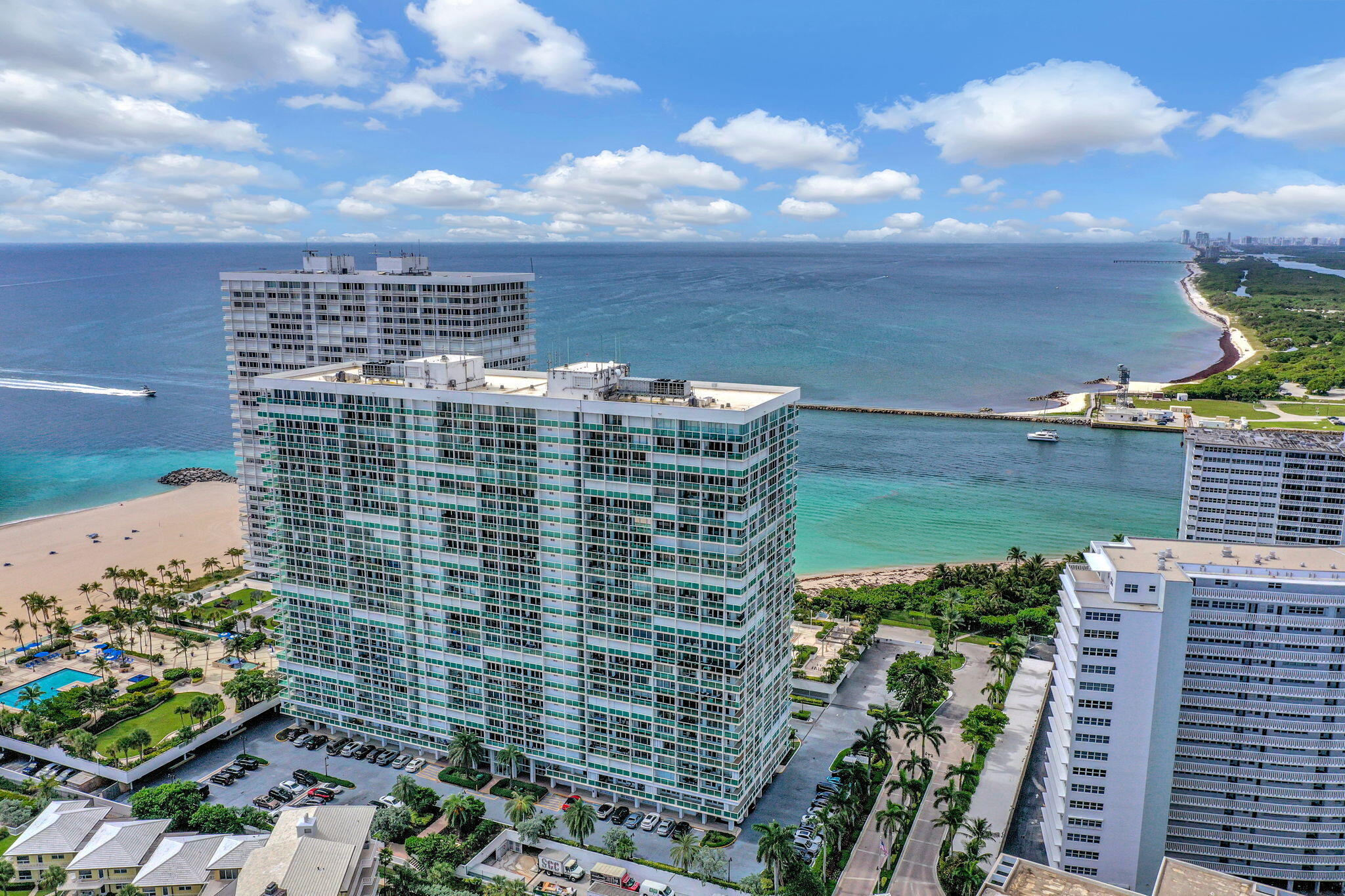 2100 S Ocean Lane 101-102