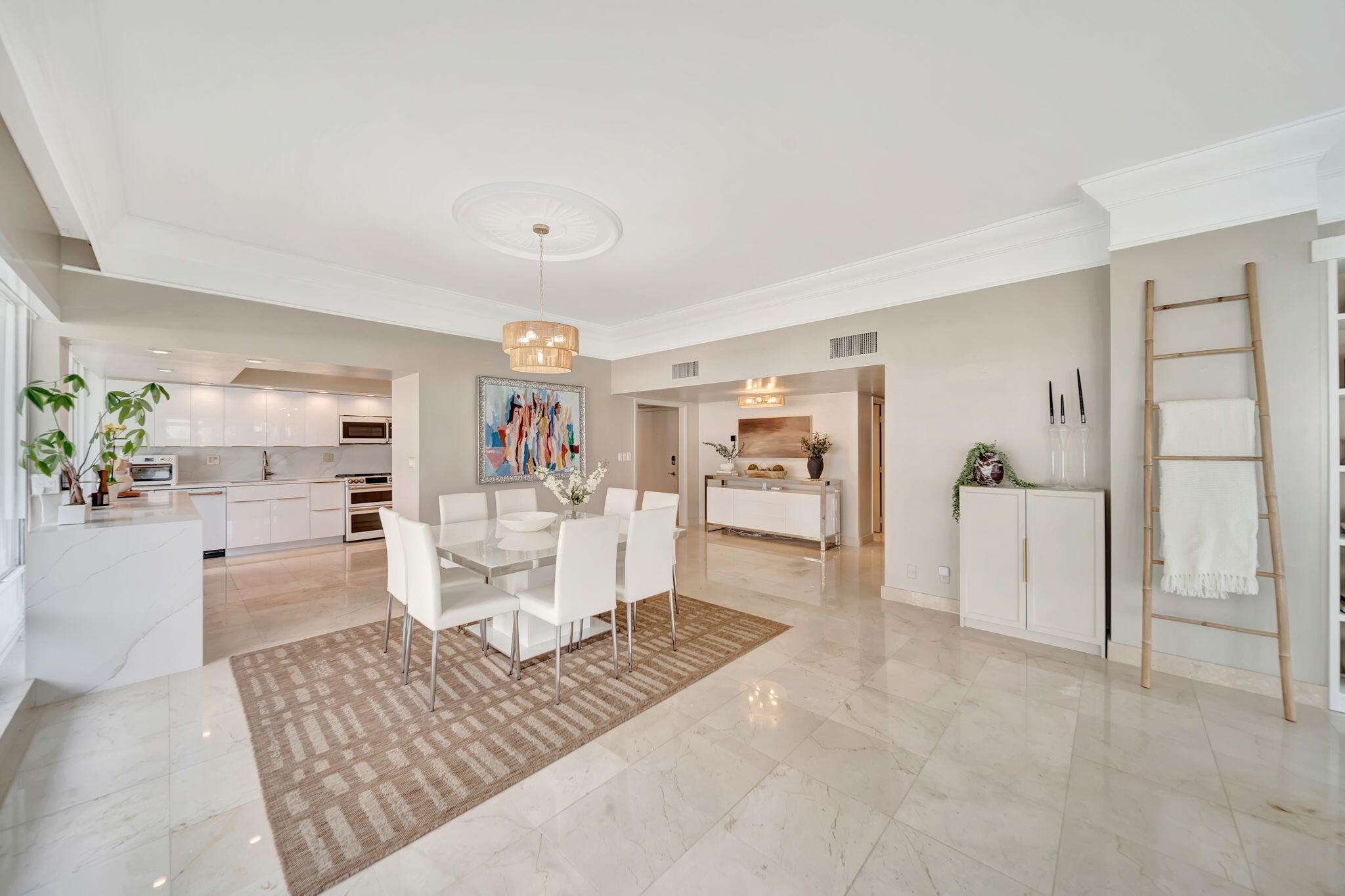 2100 S Ocean Lane 101-102