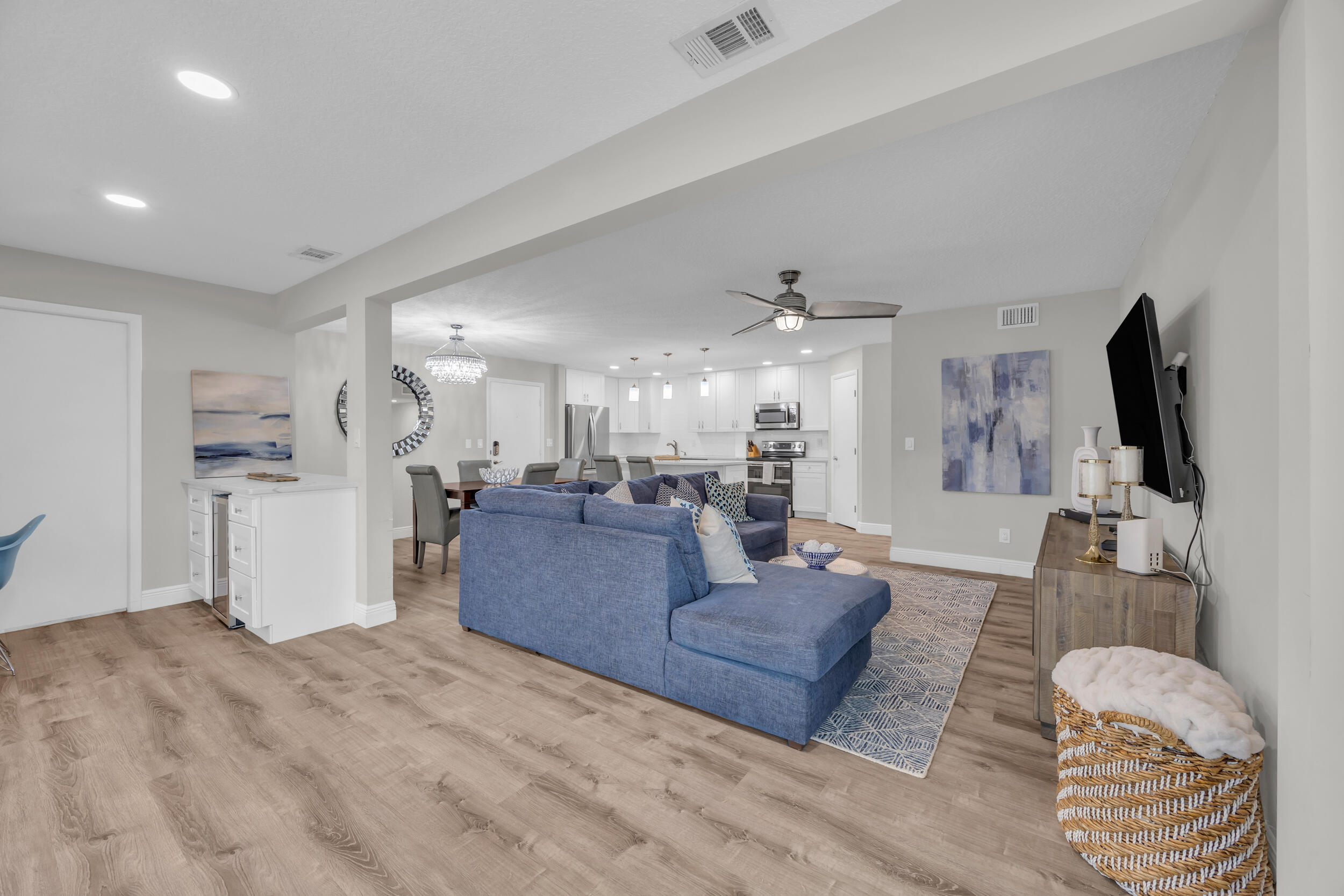 1105 Duncan Circle 104