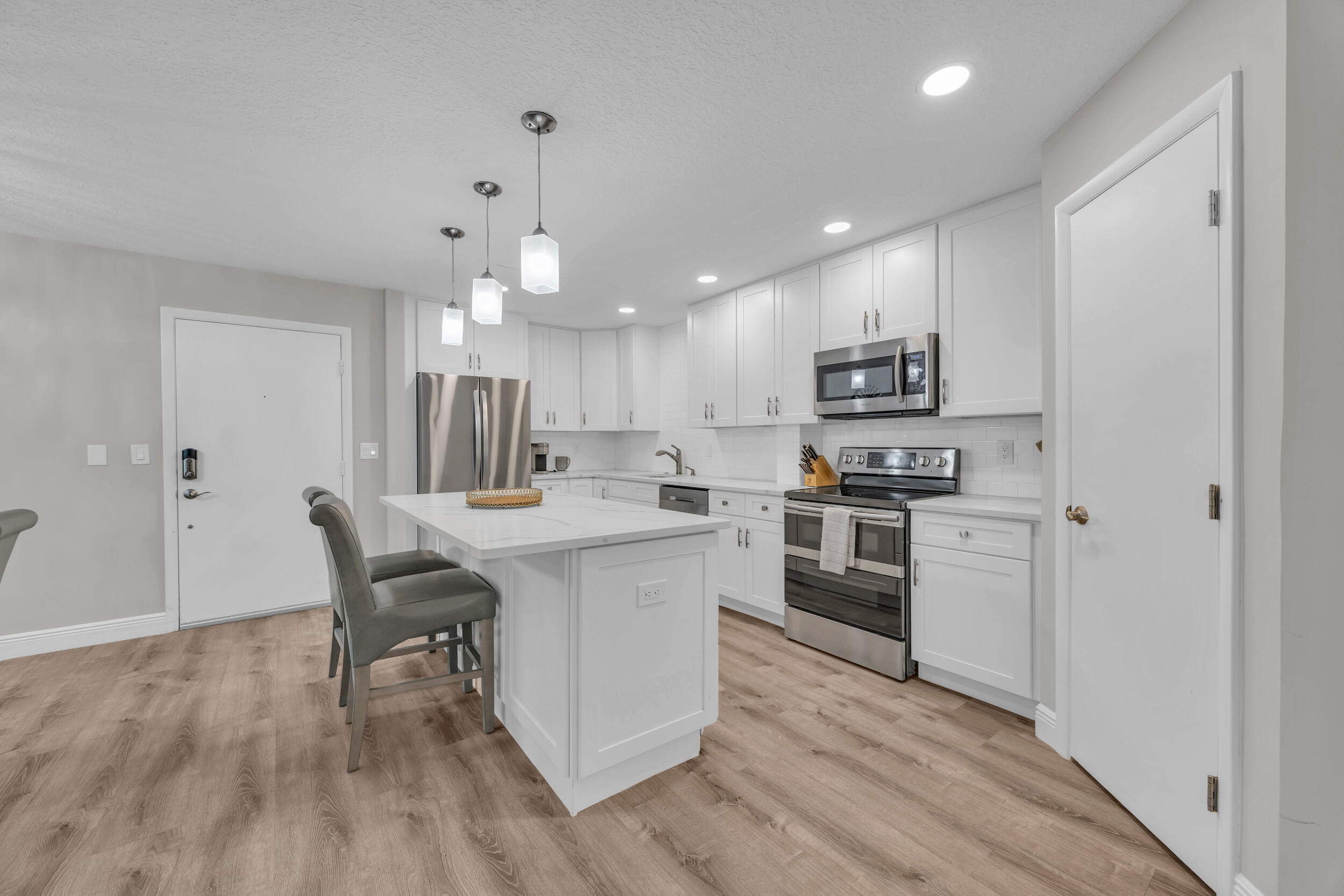 1105 Duncan Circle 104