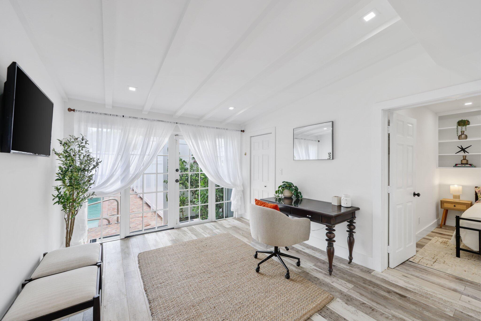 744 Sunset Road