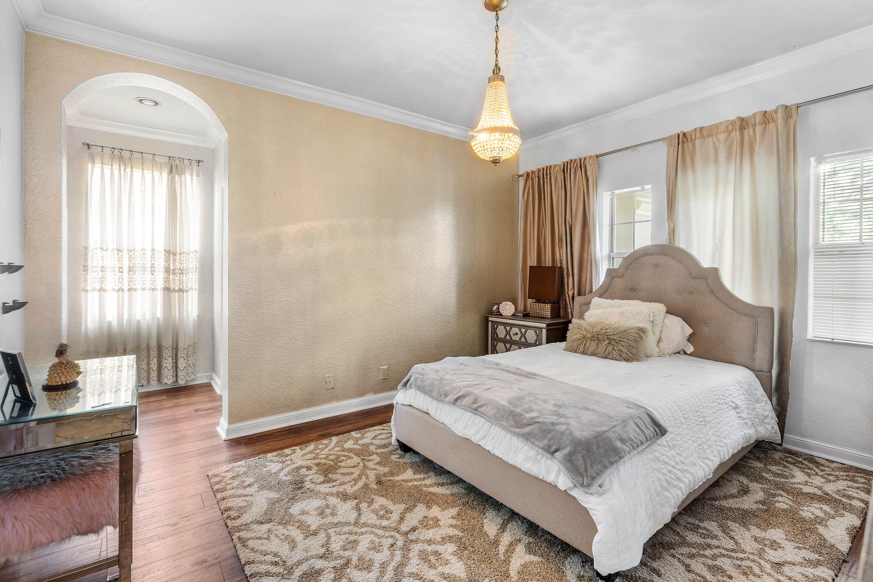 599 Cresta Circle