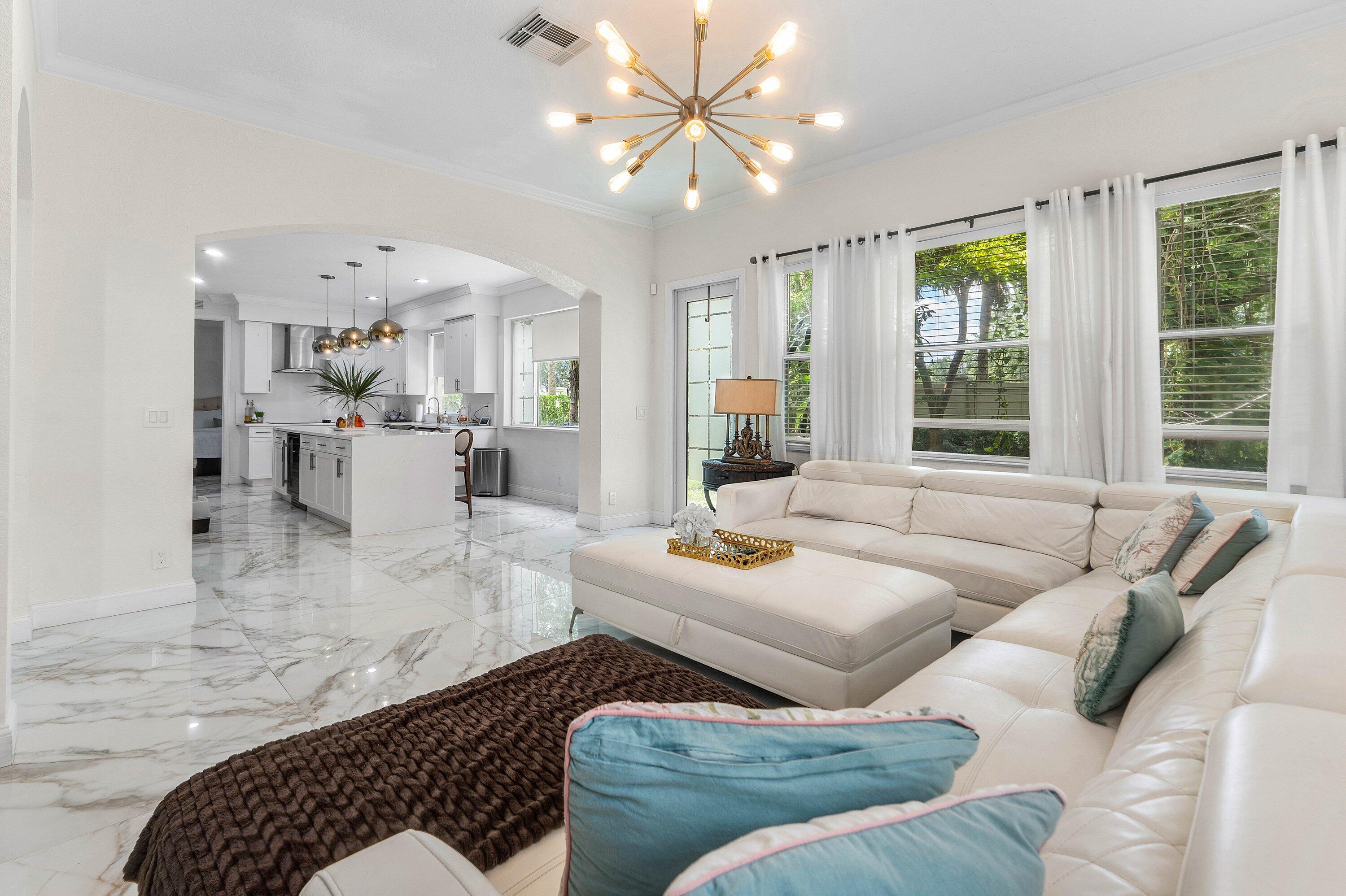 599 Cresta Circle