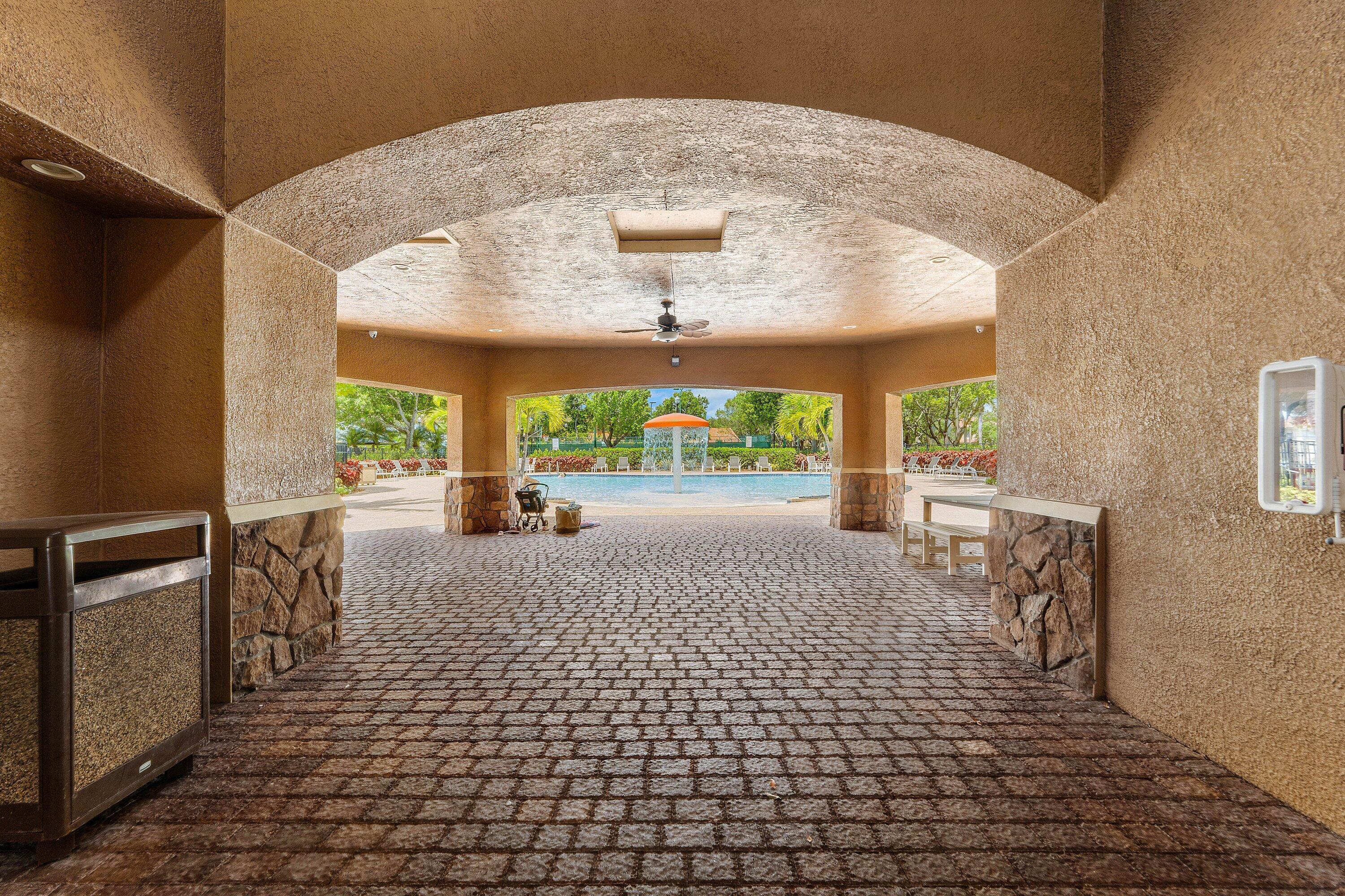 599 Cresta Circle