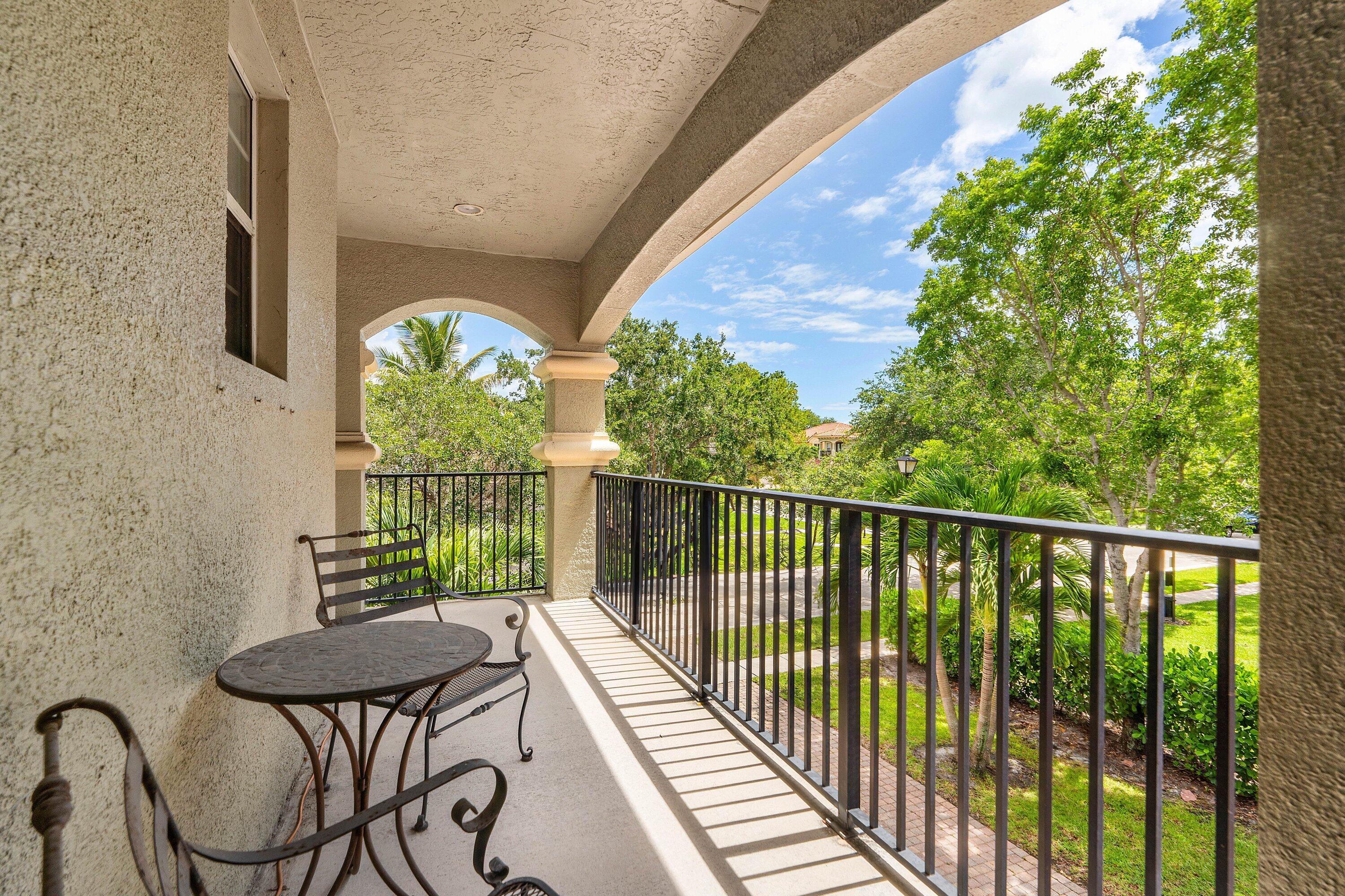 599 Cresta Circle