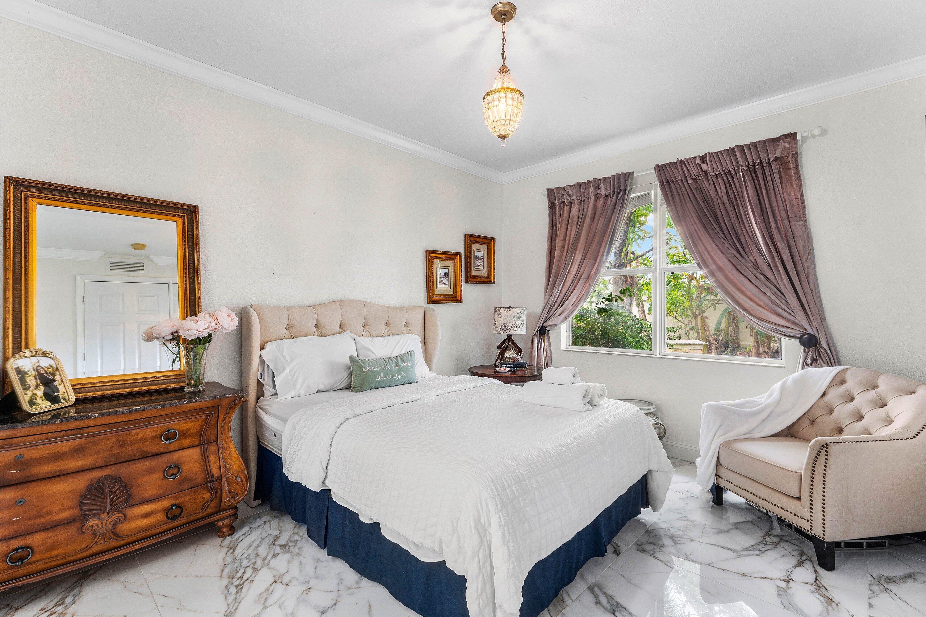 599 Cresta Circle