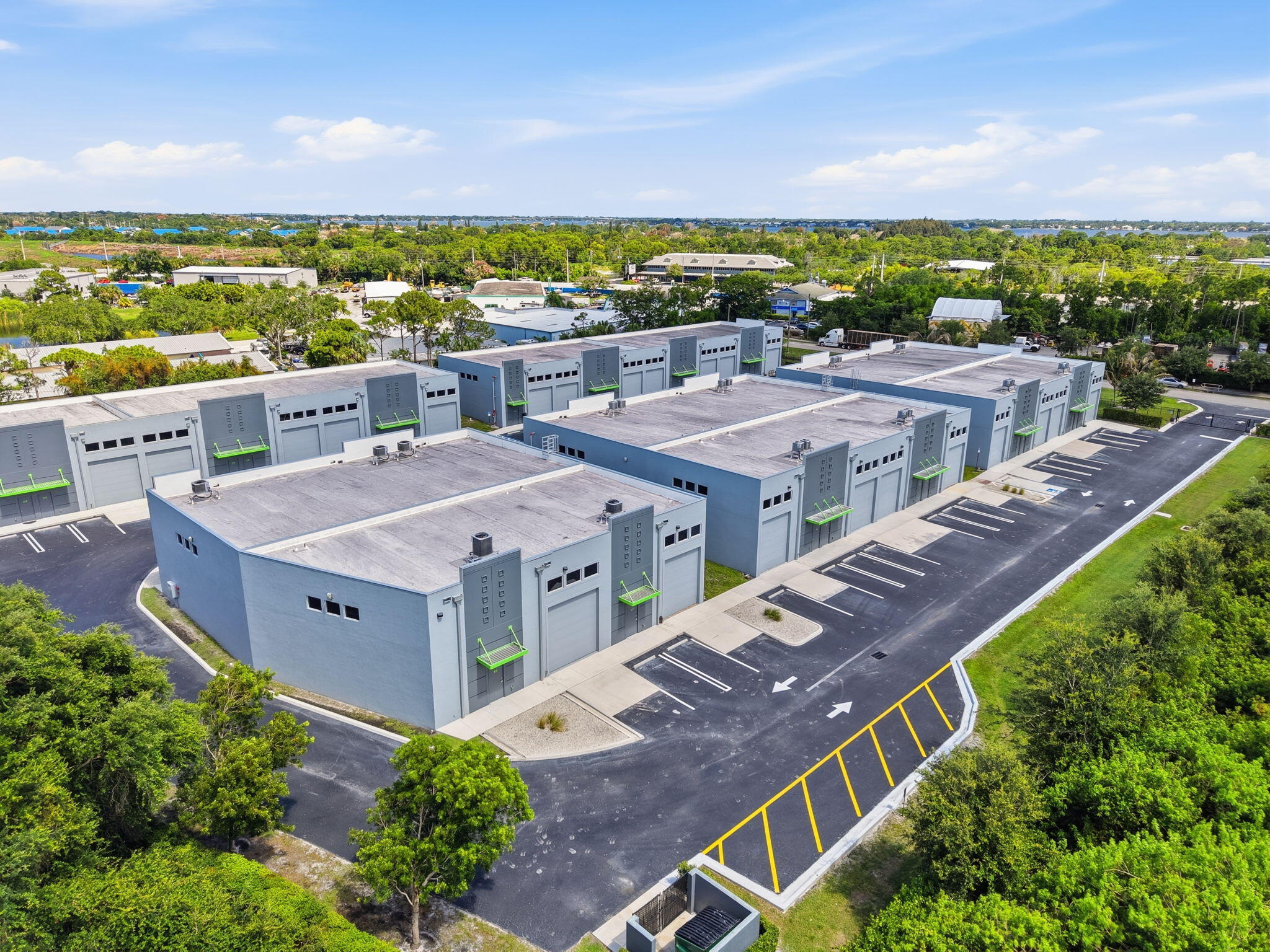 861 NE Industrial Blvd Boulevard 18