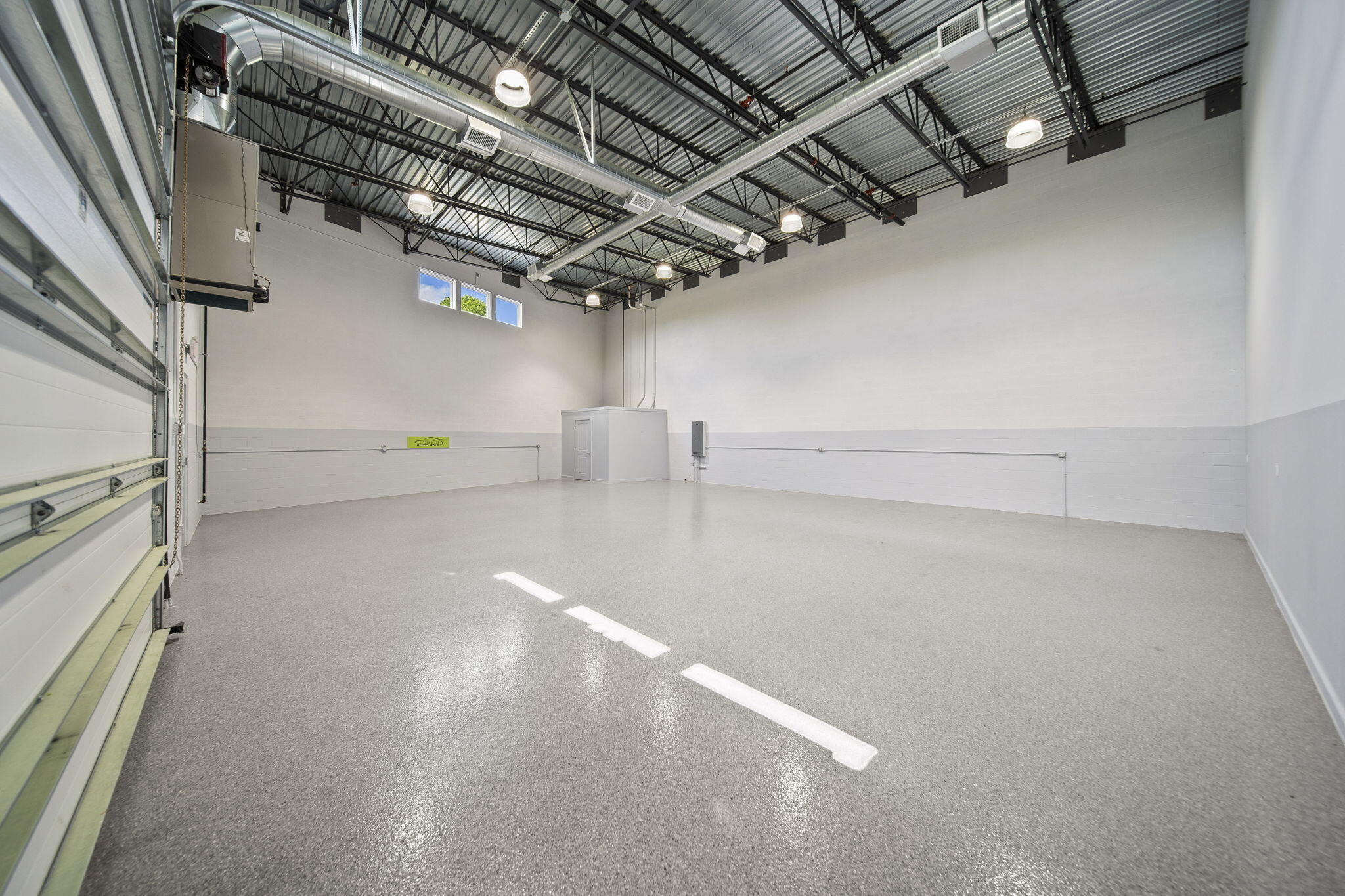861 NE Industrial Blvd Boulevard 18
