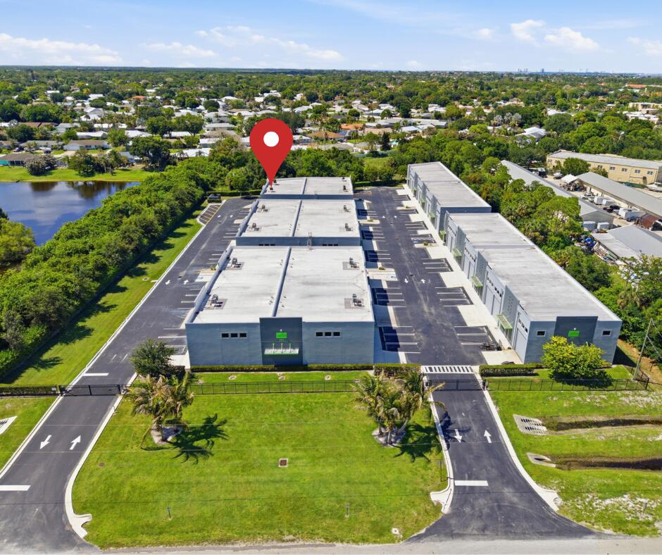 861 NE Industrial Blvd Boulevard 18