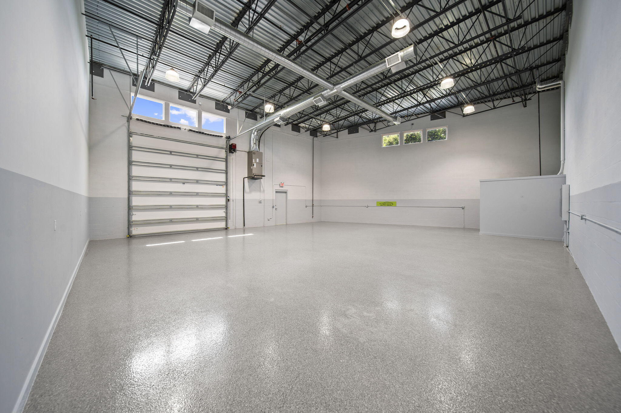 861 NE Industrial Blvd Boulevard 18