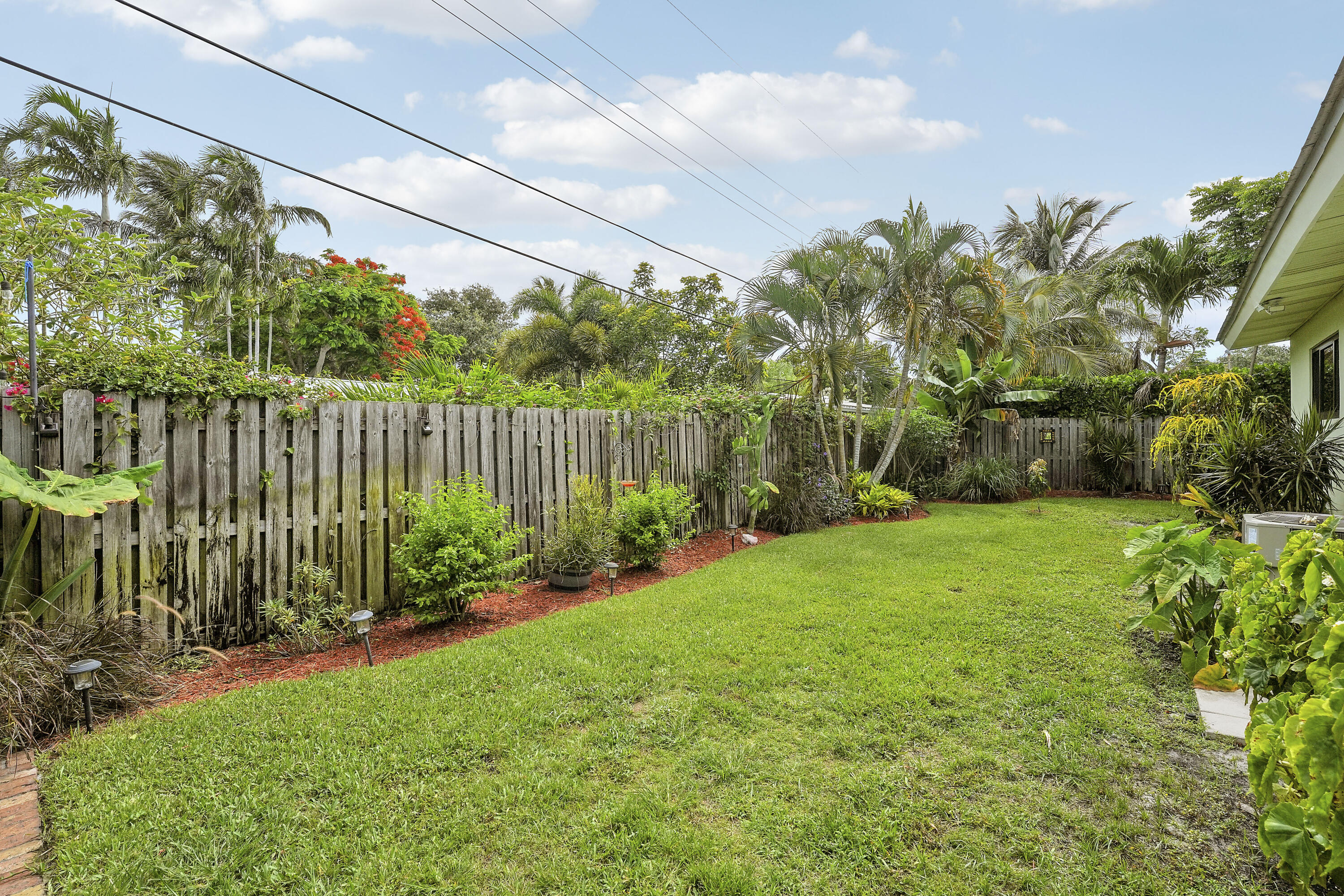109 NE 17th Street