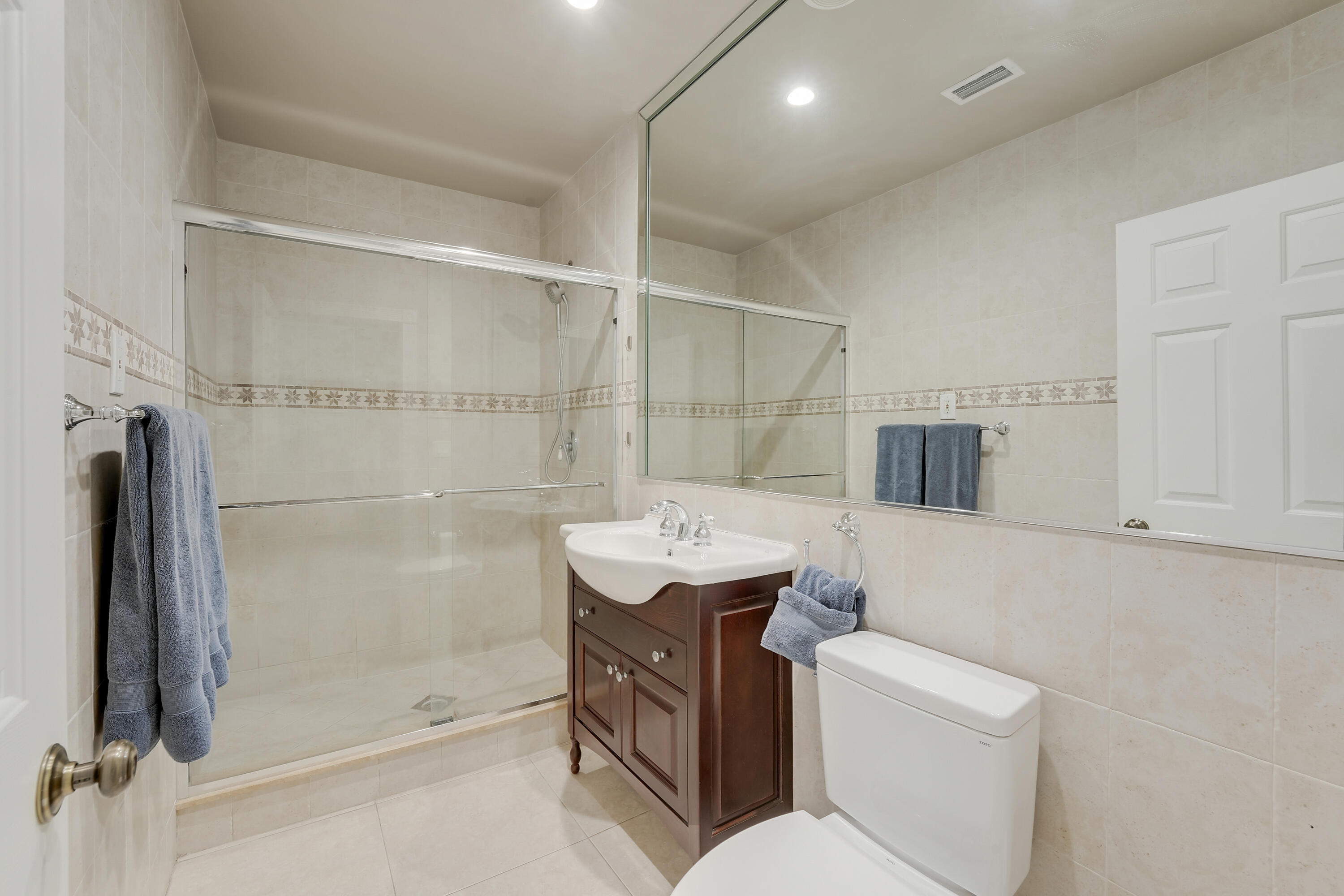 109 NE 17th Street