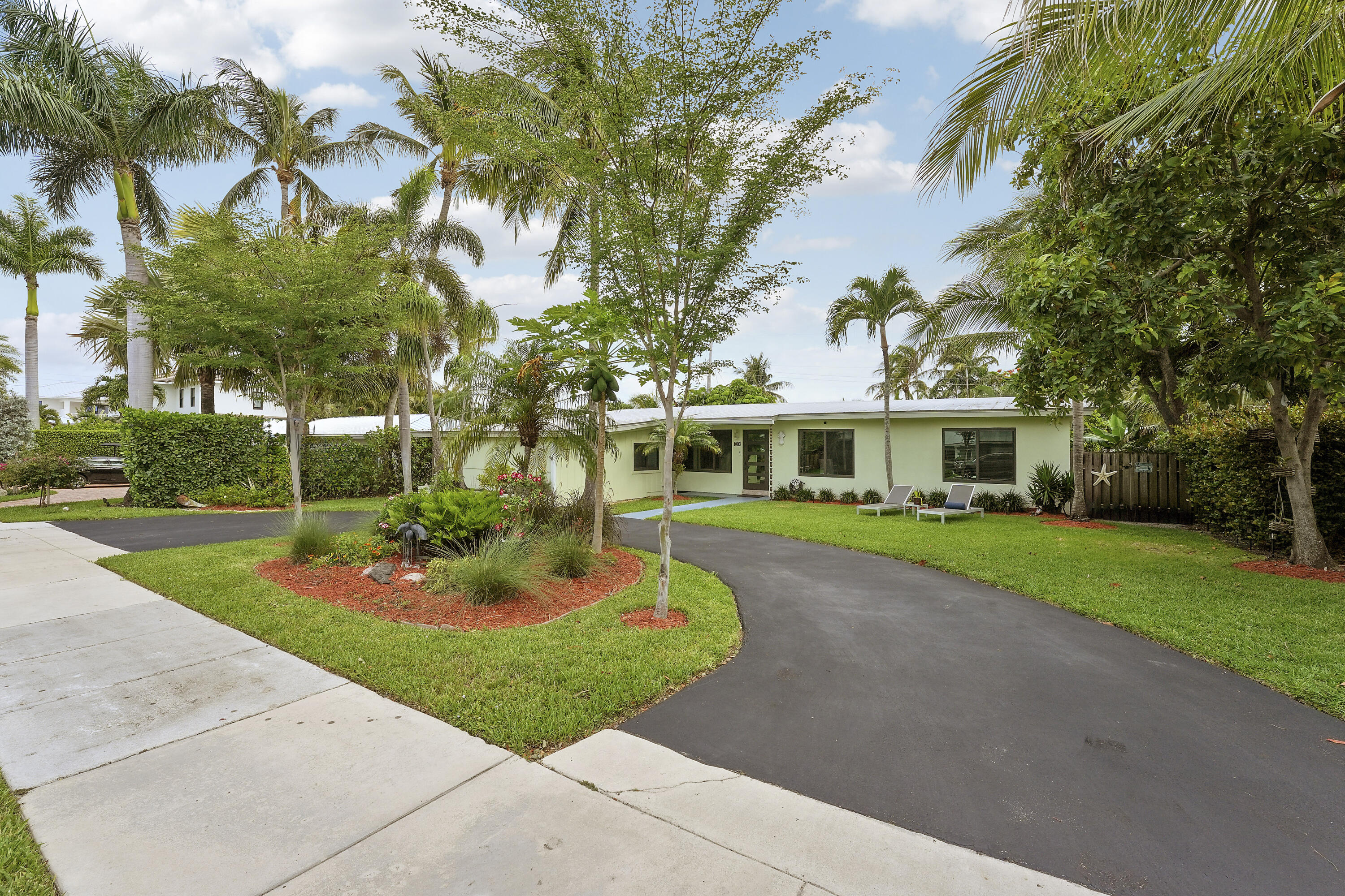 109 NE 17th Street